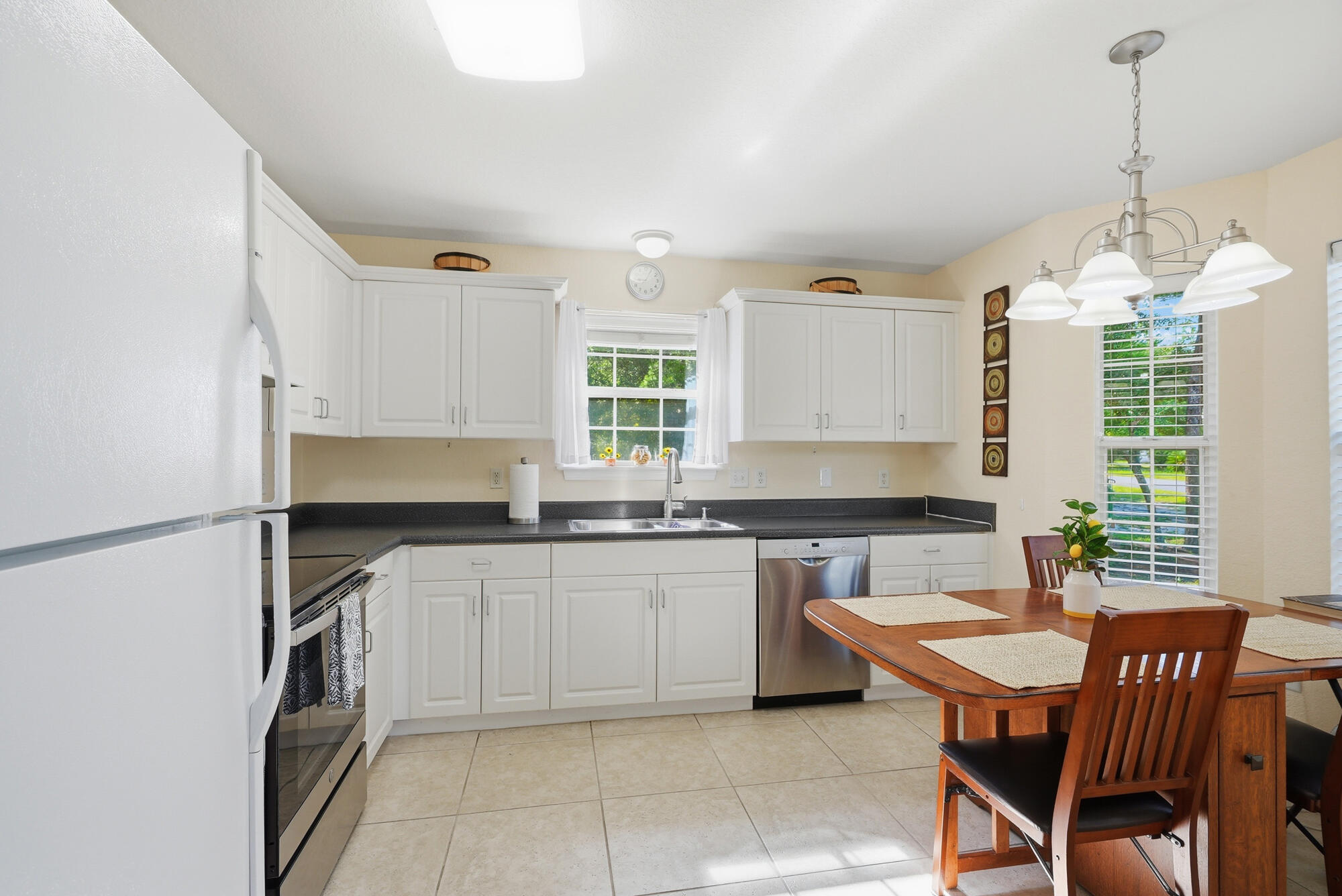 MAGNOLIA LANDING - Residential