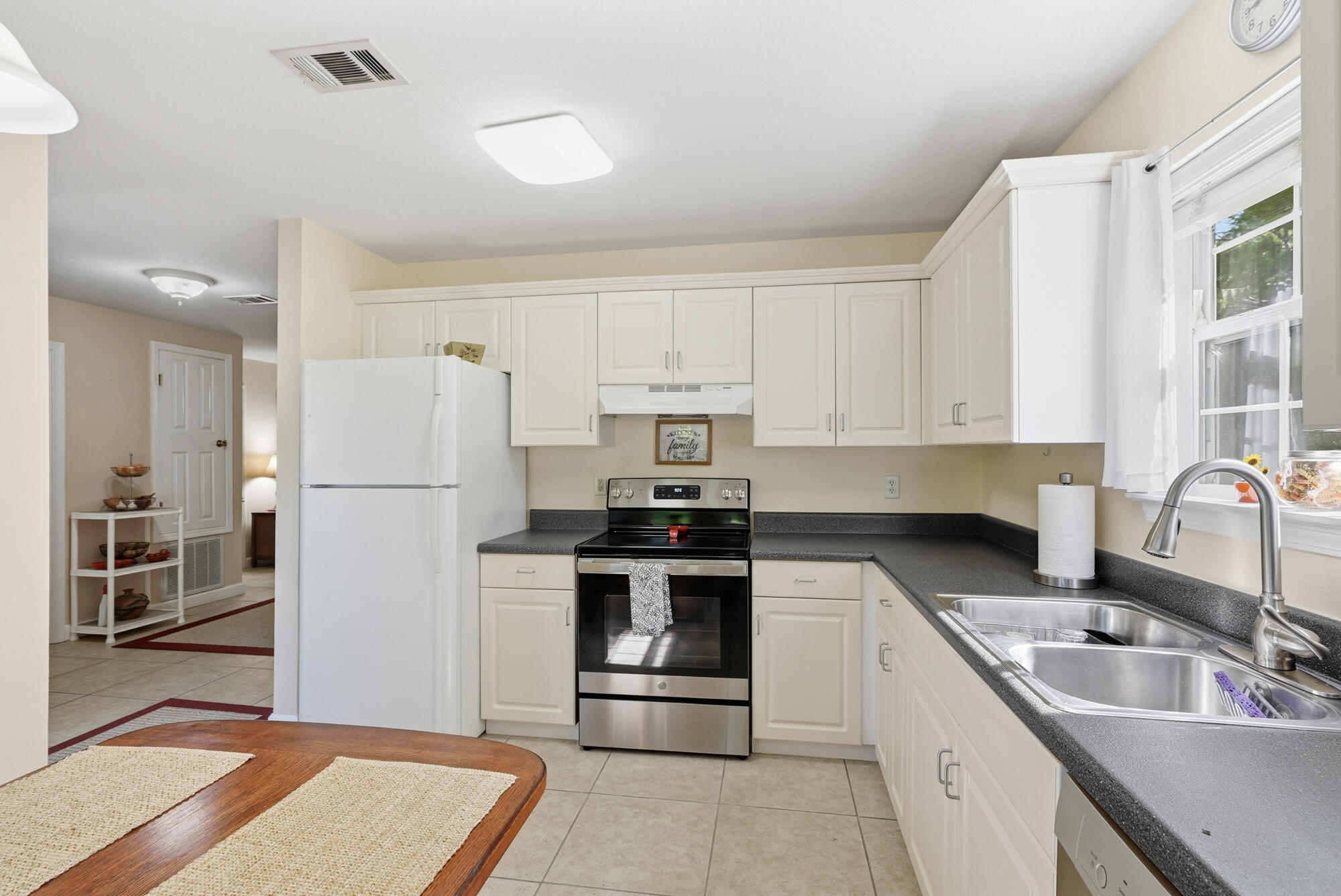 MAGNOLIA LANDING - Residential