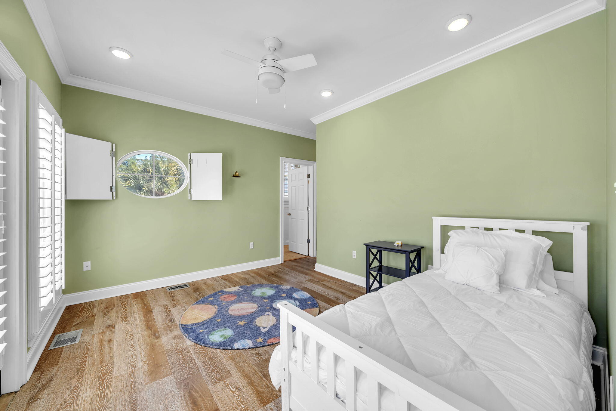 FAIRWAY VILLAS - Residential