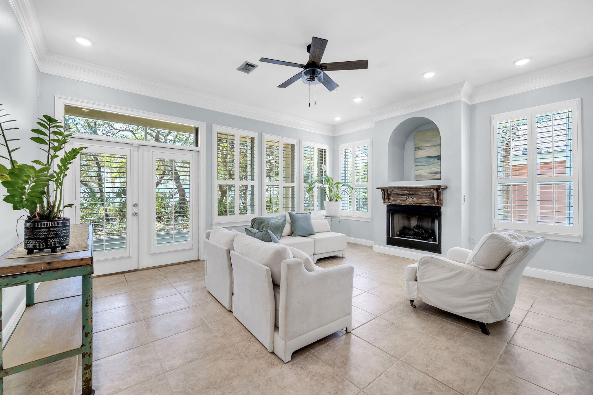 FAIRWAY VILLAS - Residential