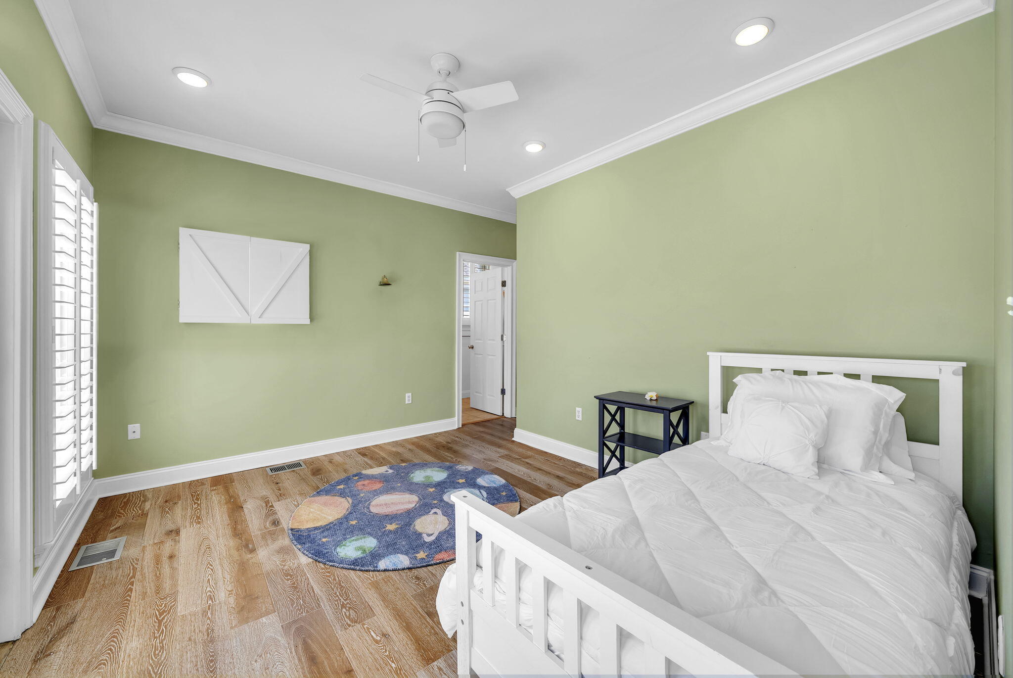 FAIRWAY VILLAS - Residential