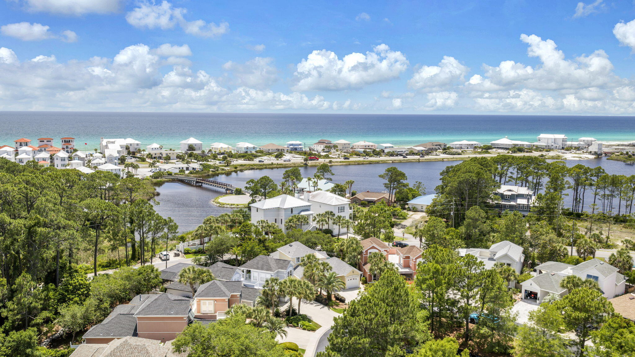 FAIRWAY VILLAS - Residential