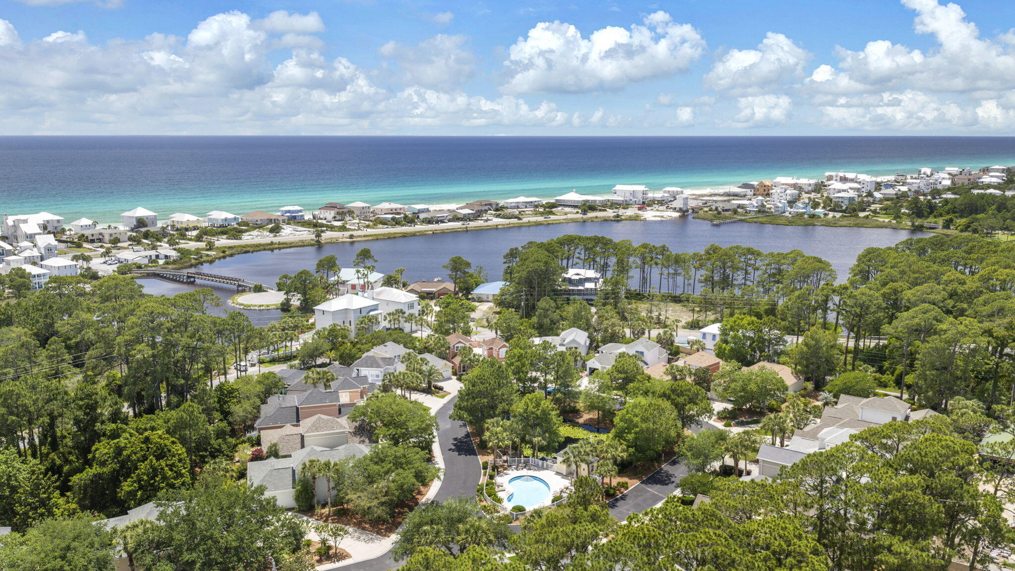 FAIRWAY VILLAS - Residential