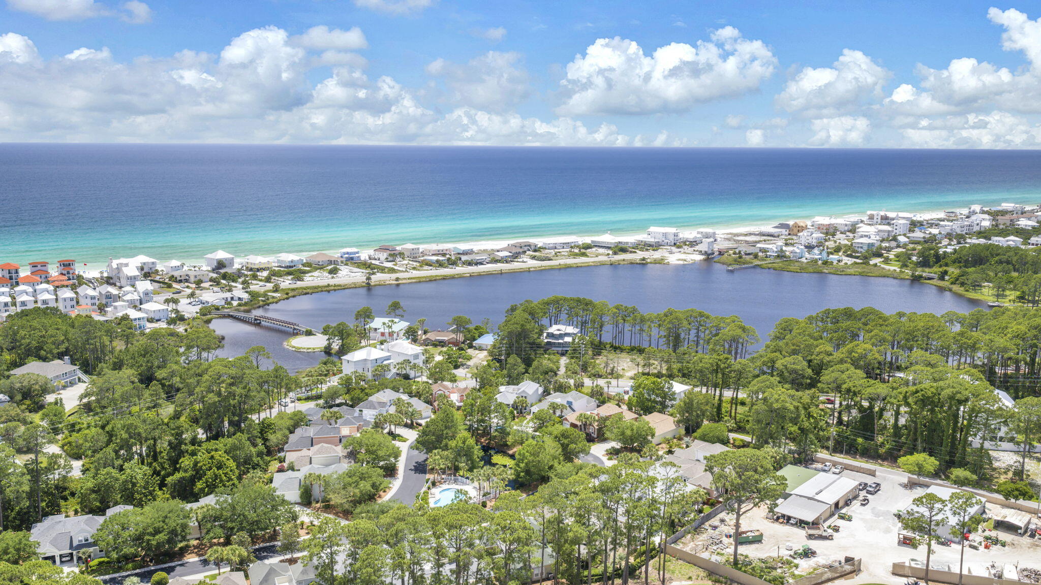 FAIRWAY VILLAS - Residential
