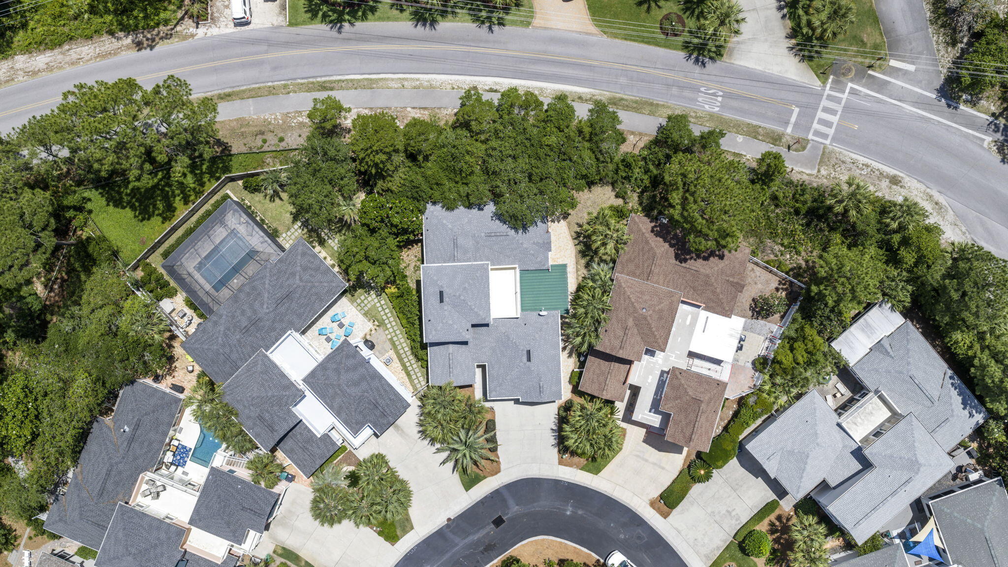 FAIRWAY VILLAS - Residential