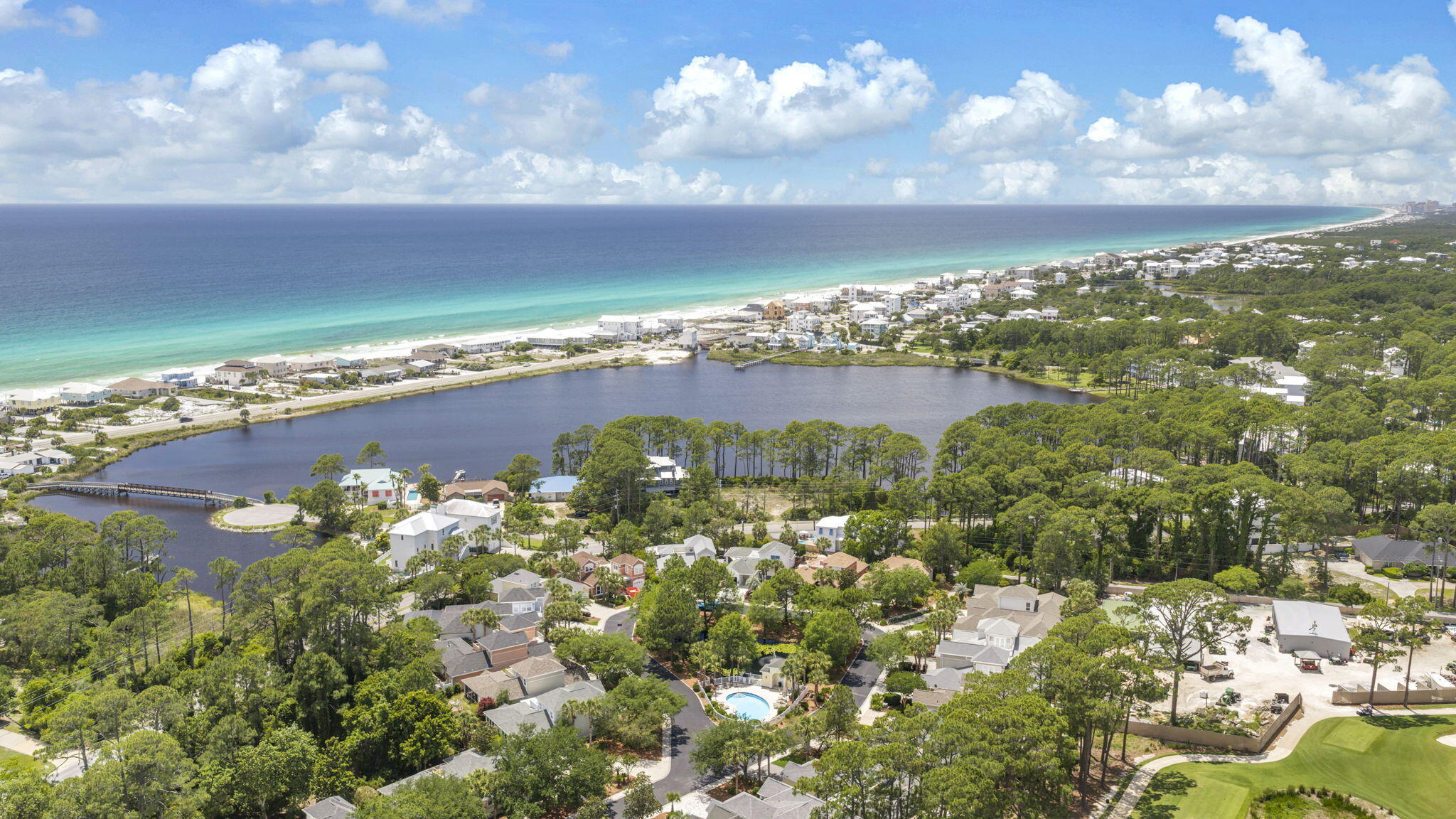 FAIRWAY VILLAS - Residential
