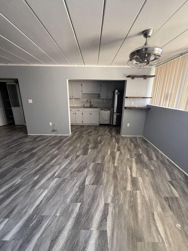 SEA PALM CONDO - Residential