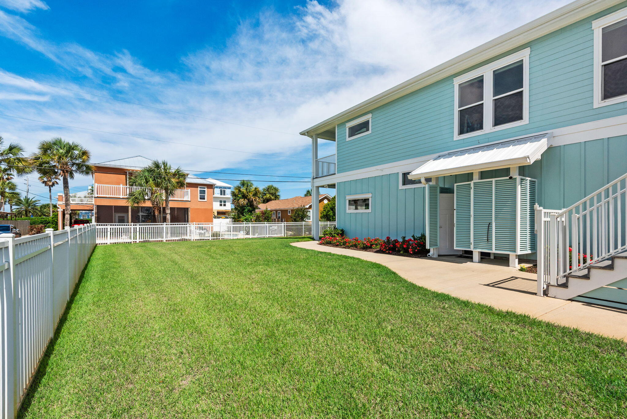 SANTA MONICA BEACH - Residential