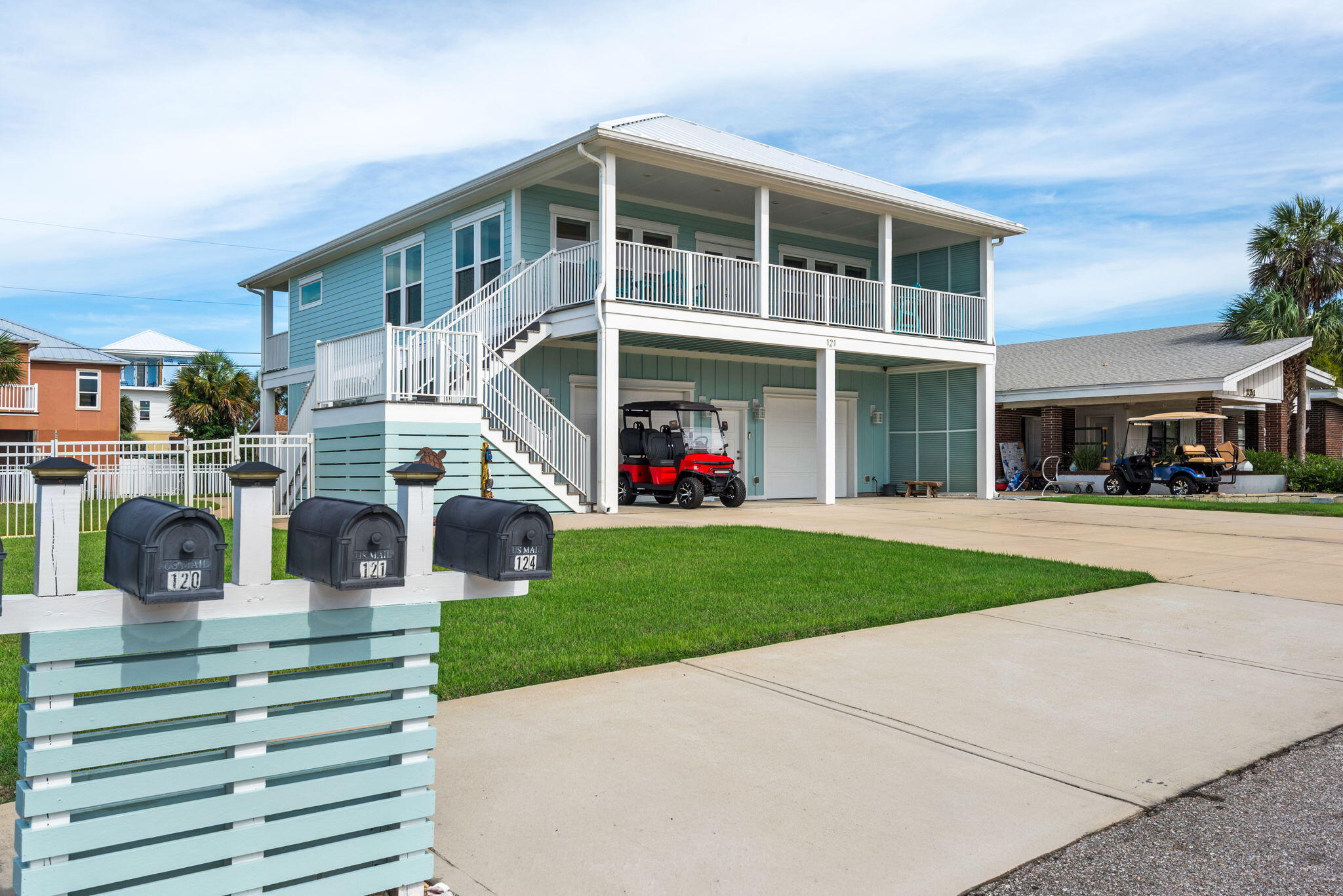 SANTA MONICA BEACH - Residential
