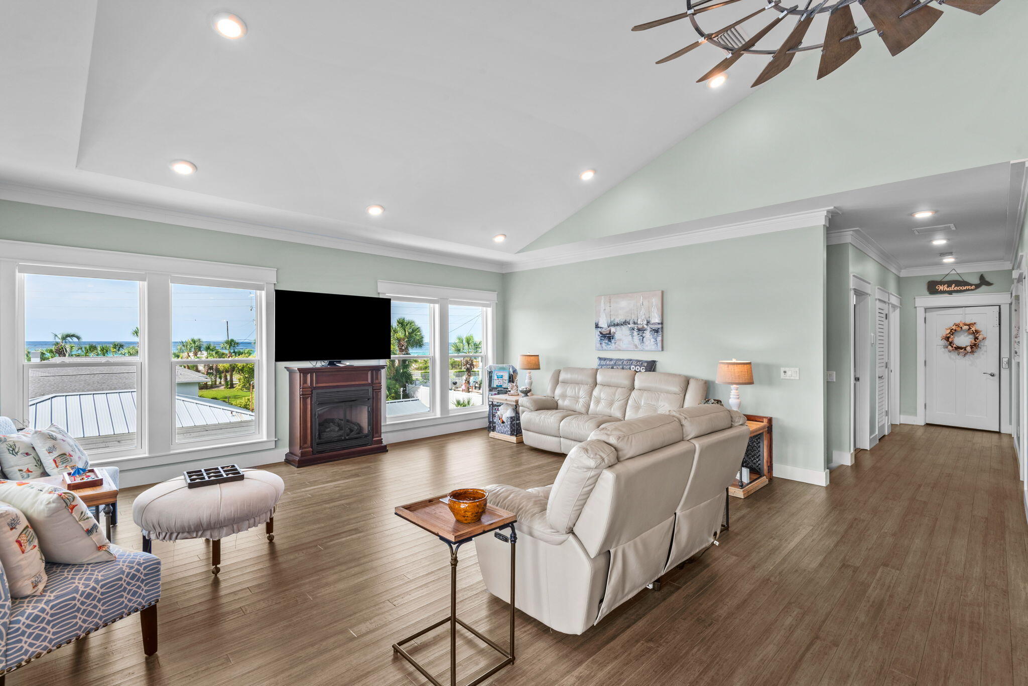 SANTA MONICA BEACH - Residential