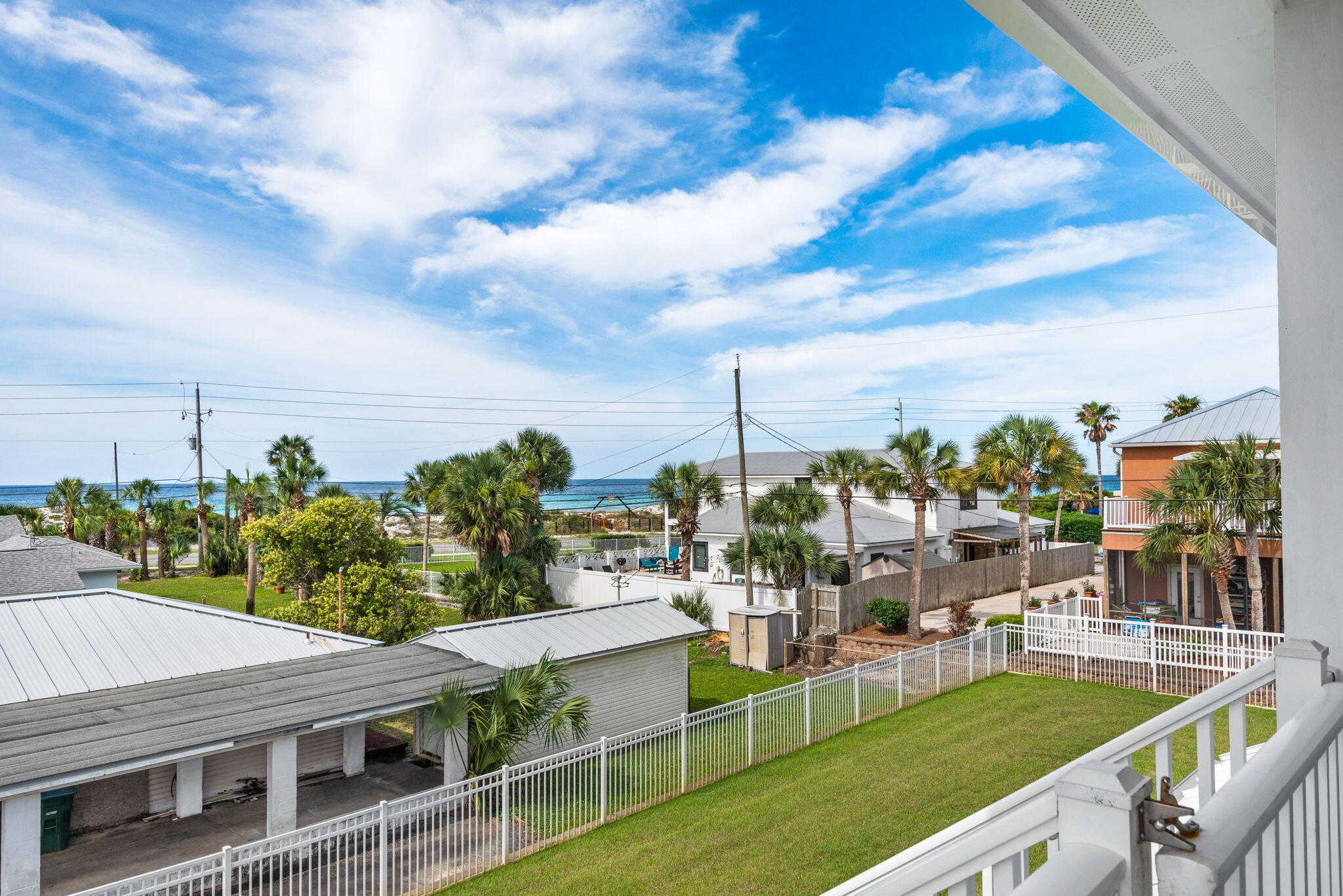 SANTA MONICA BEACH - Residential