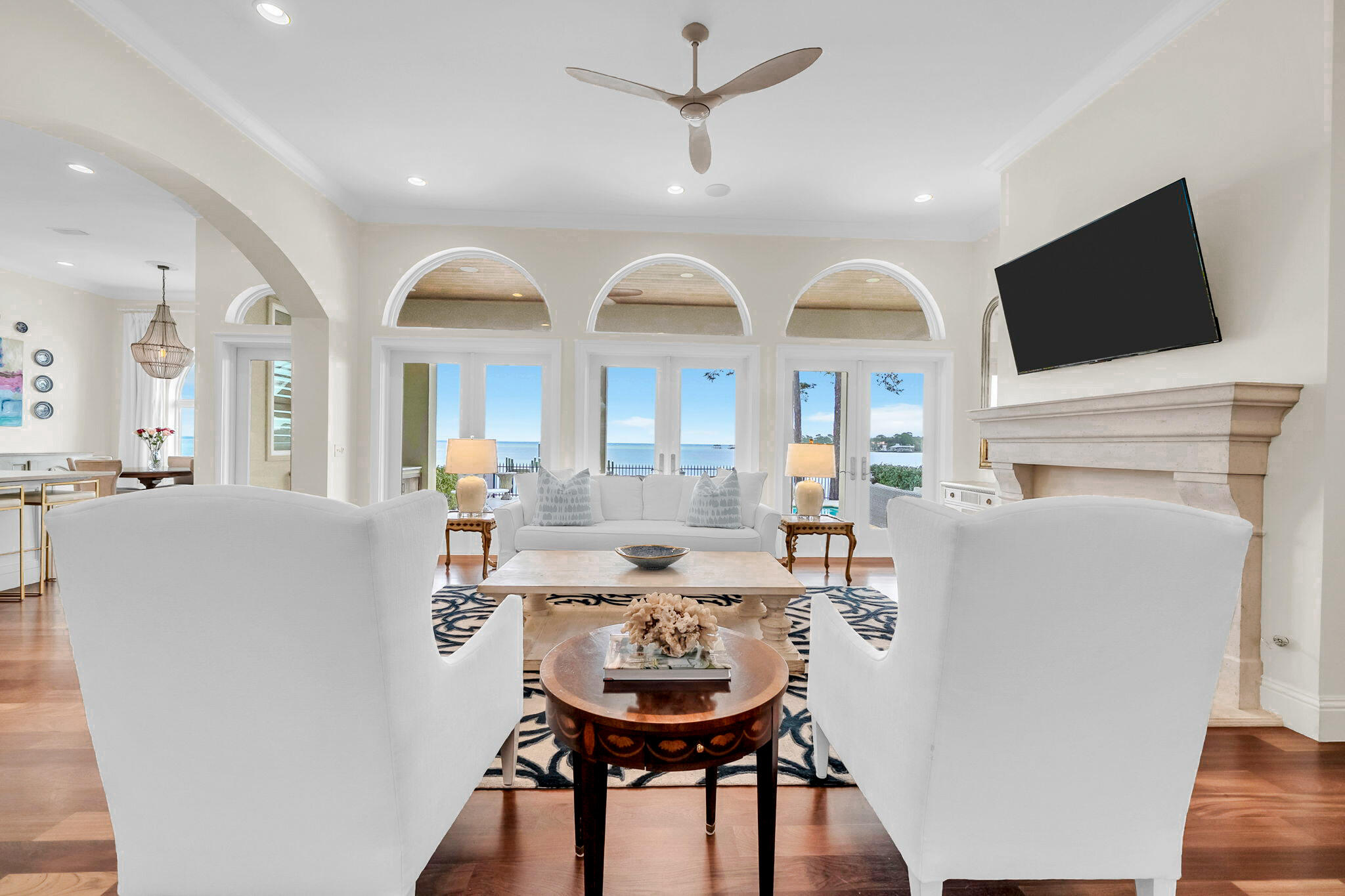 Peacocks Point - Residential