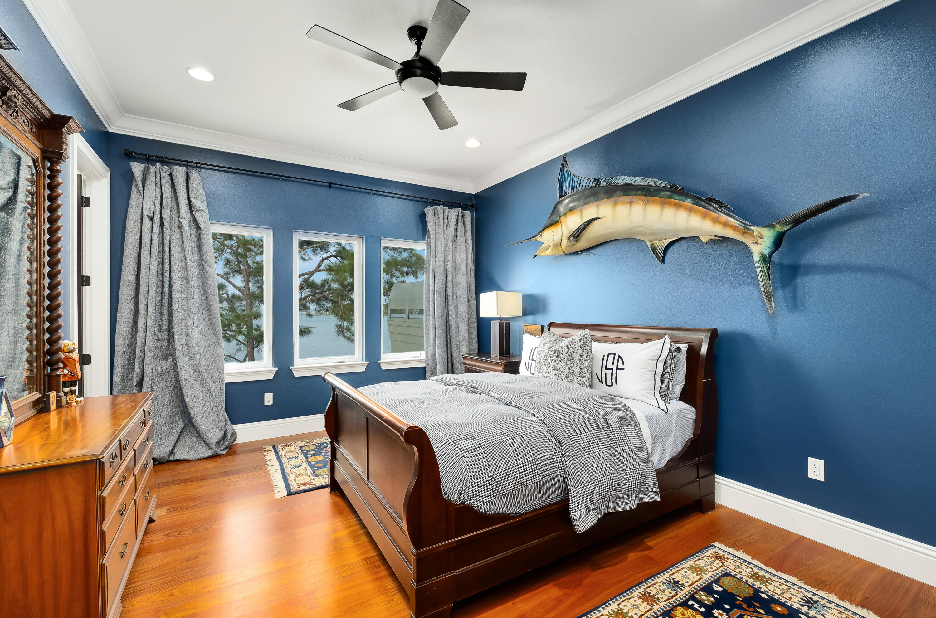 Peacocks Point - Residential