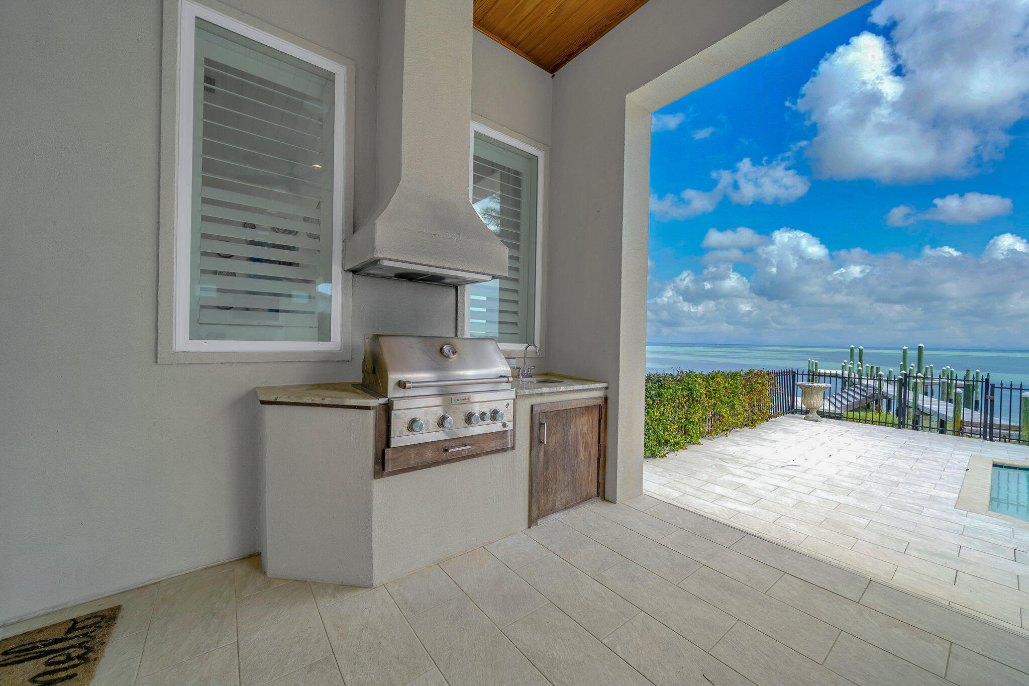 Peacocks Point - Residential