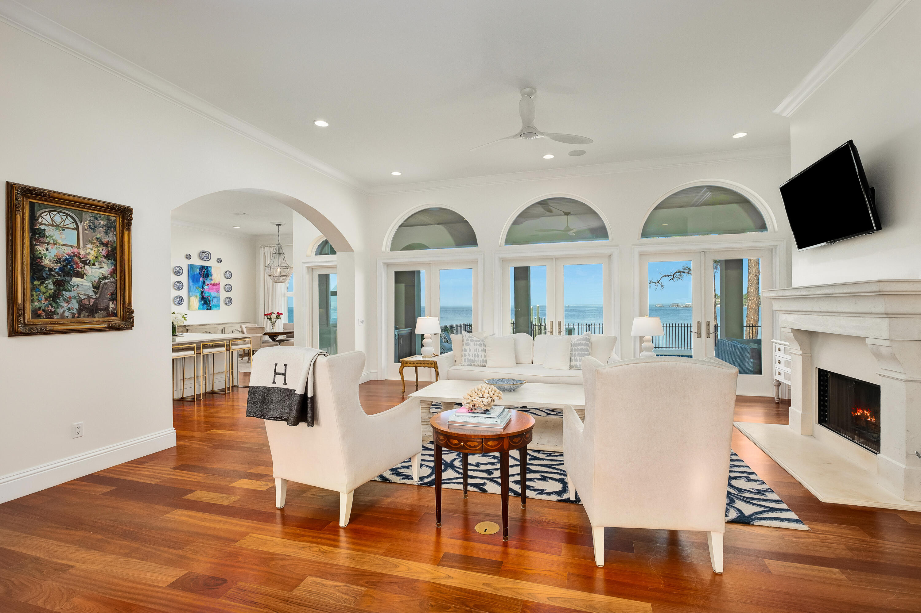 Peacocks Point - Residential