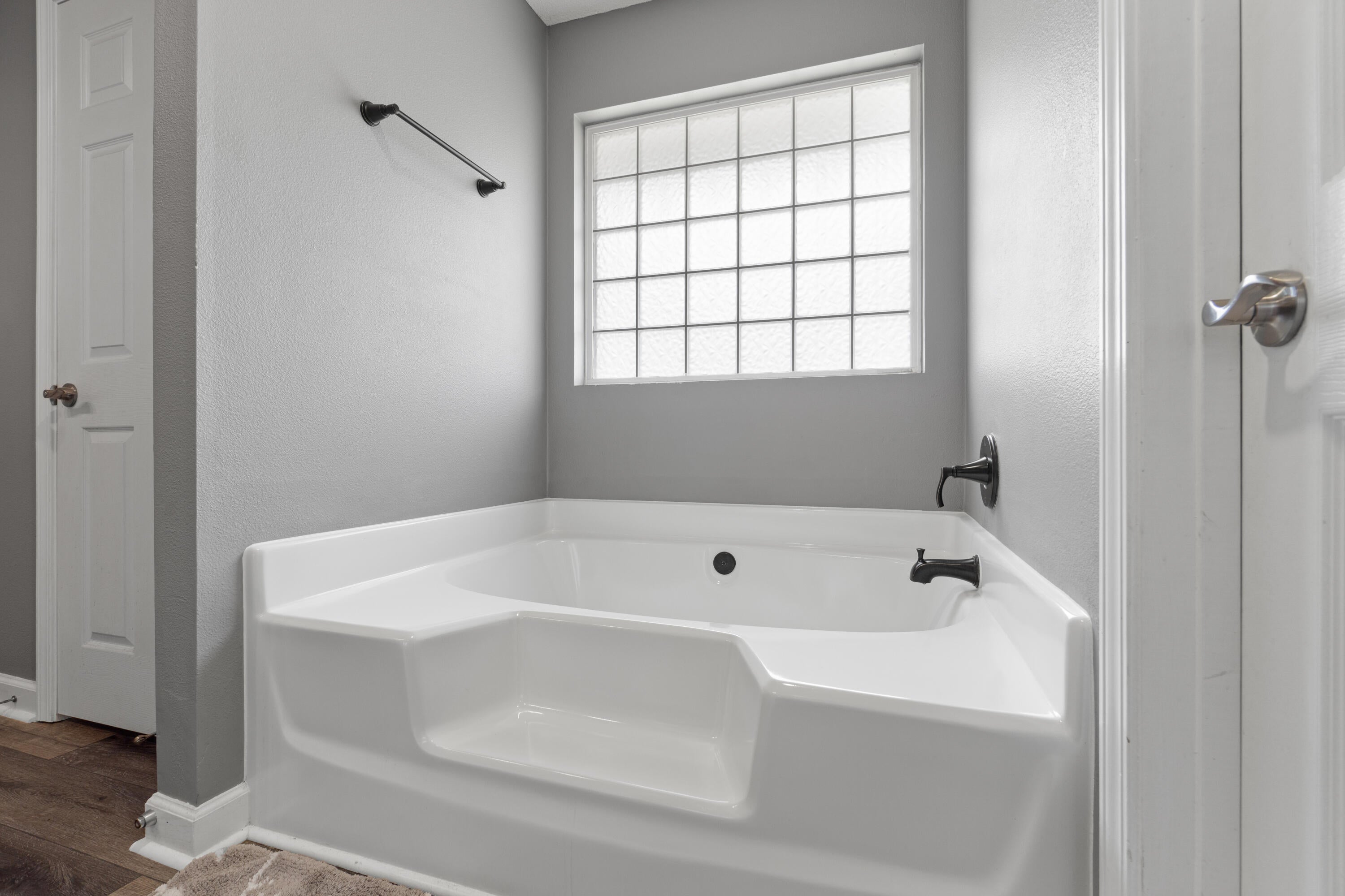 MARION MANOR - Residential