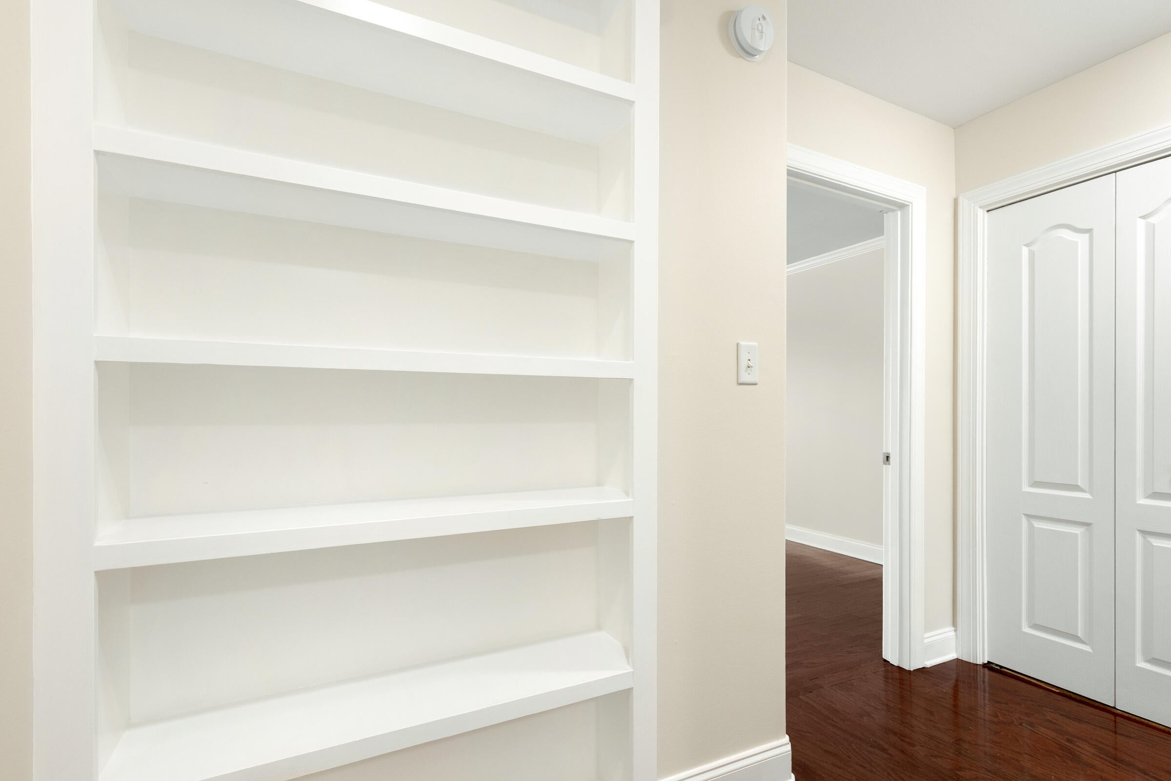OLD BAY T/H - Residential