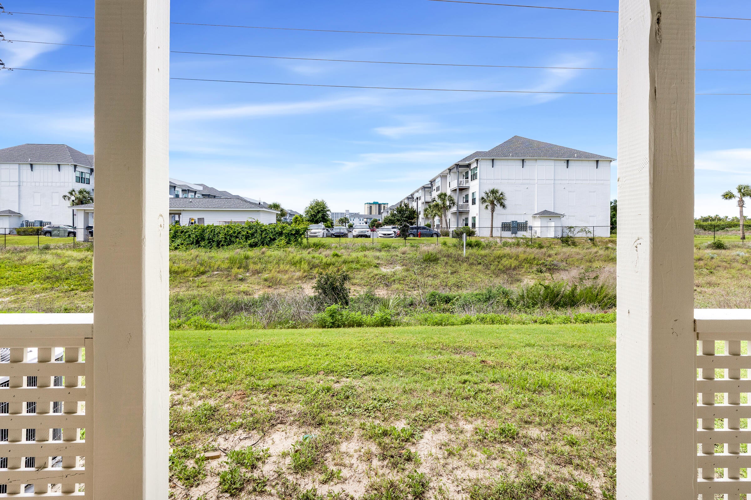 OLD BAY T/H - Residential