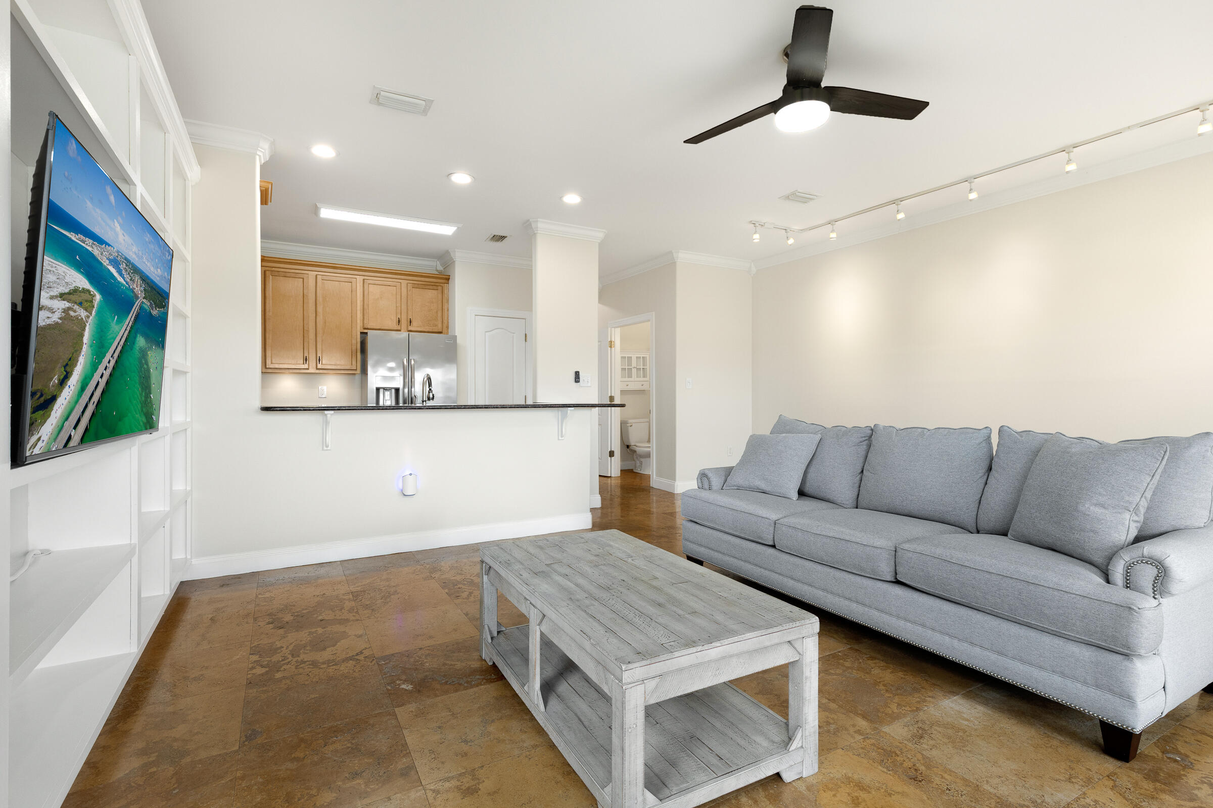OLD BAY T/H - Residential