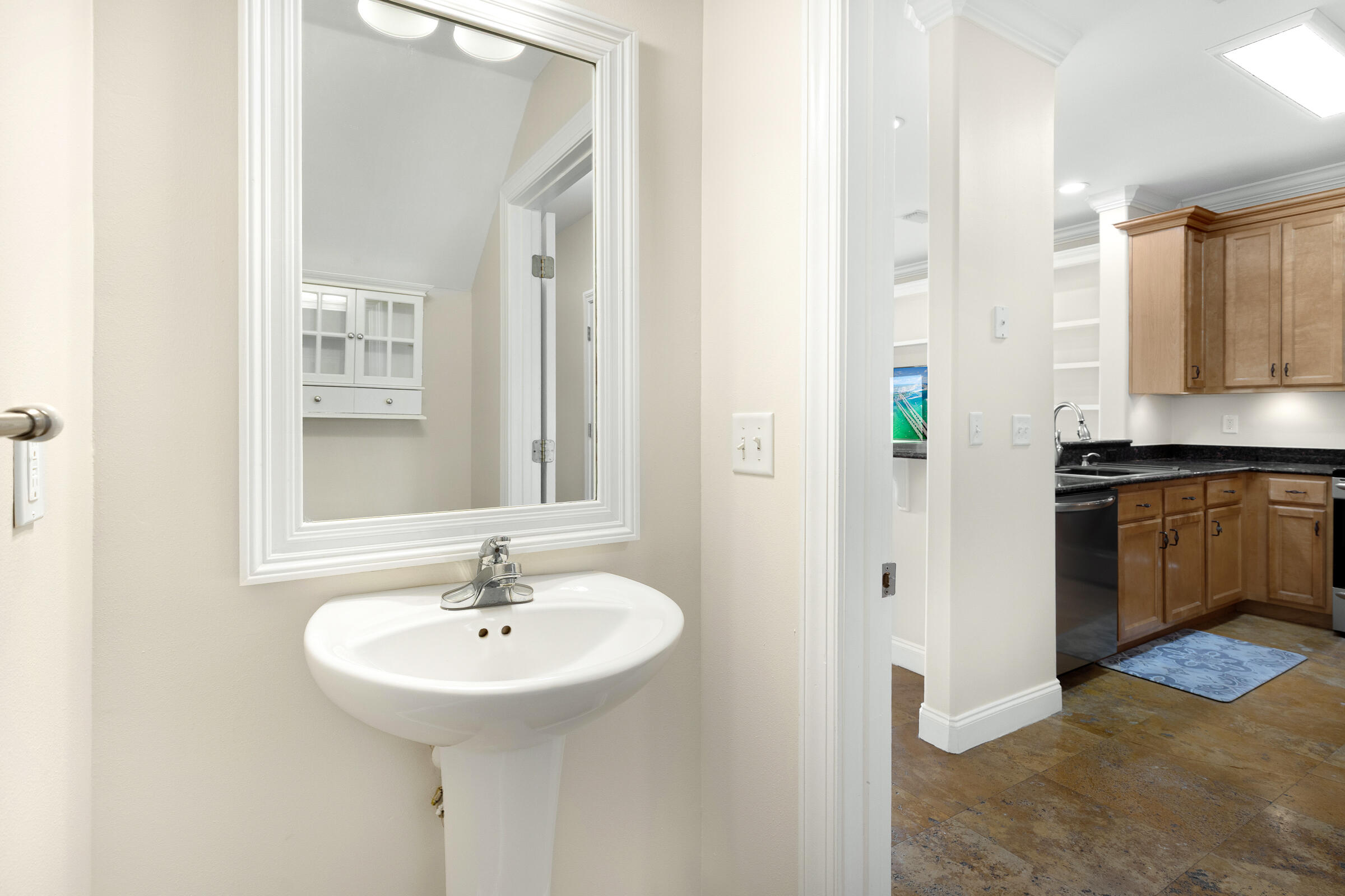 OLD BAY T/H - Residential
