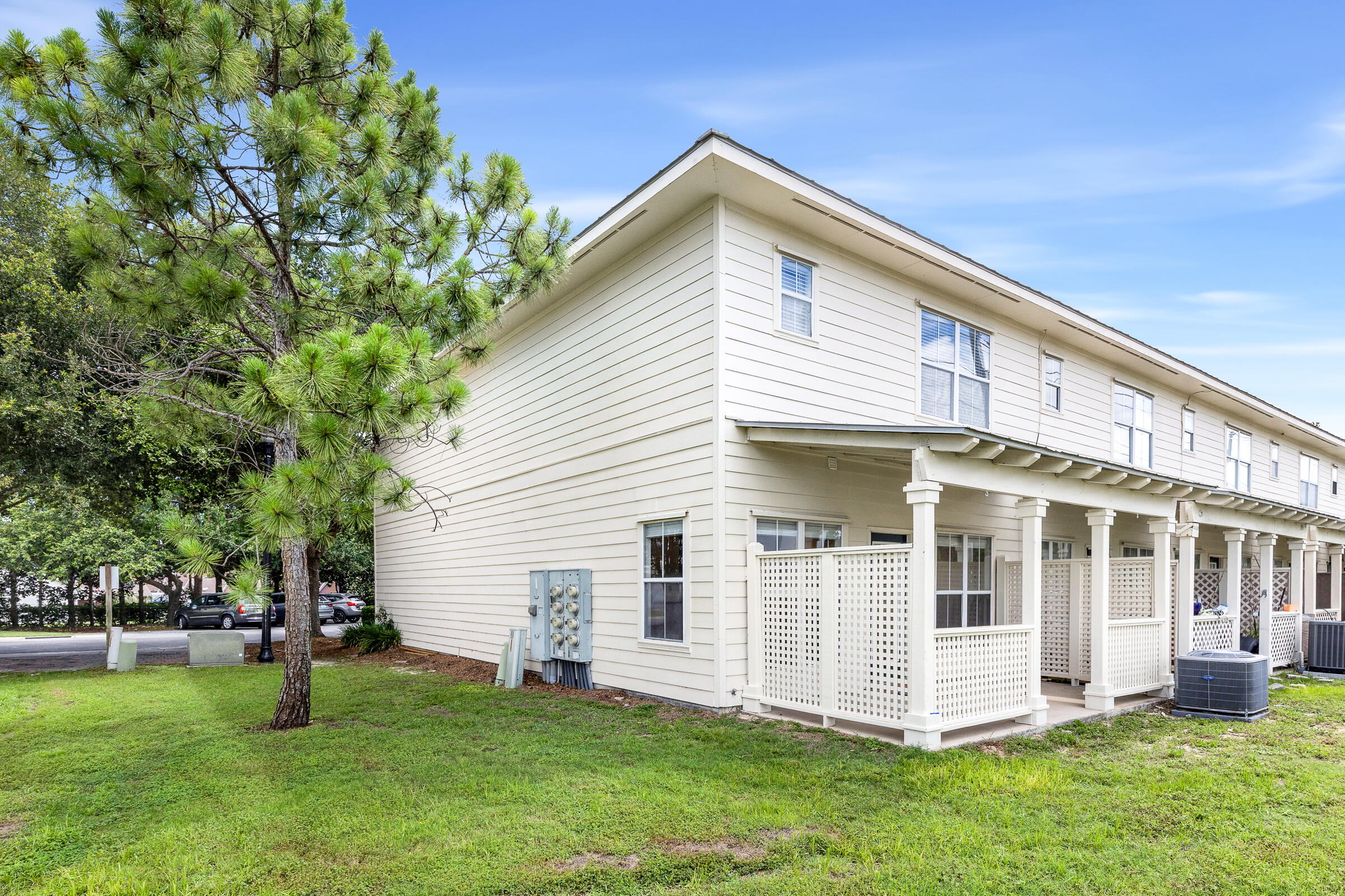 OLD BAY T/H - Residential
