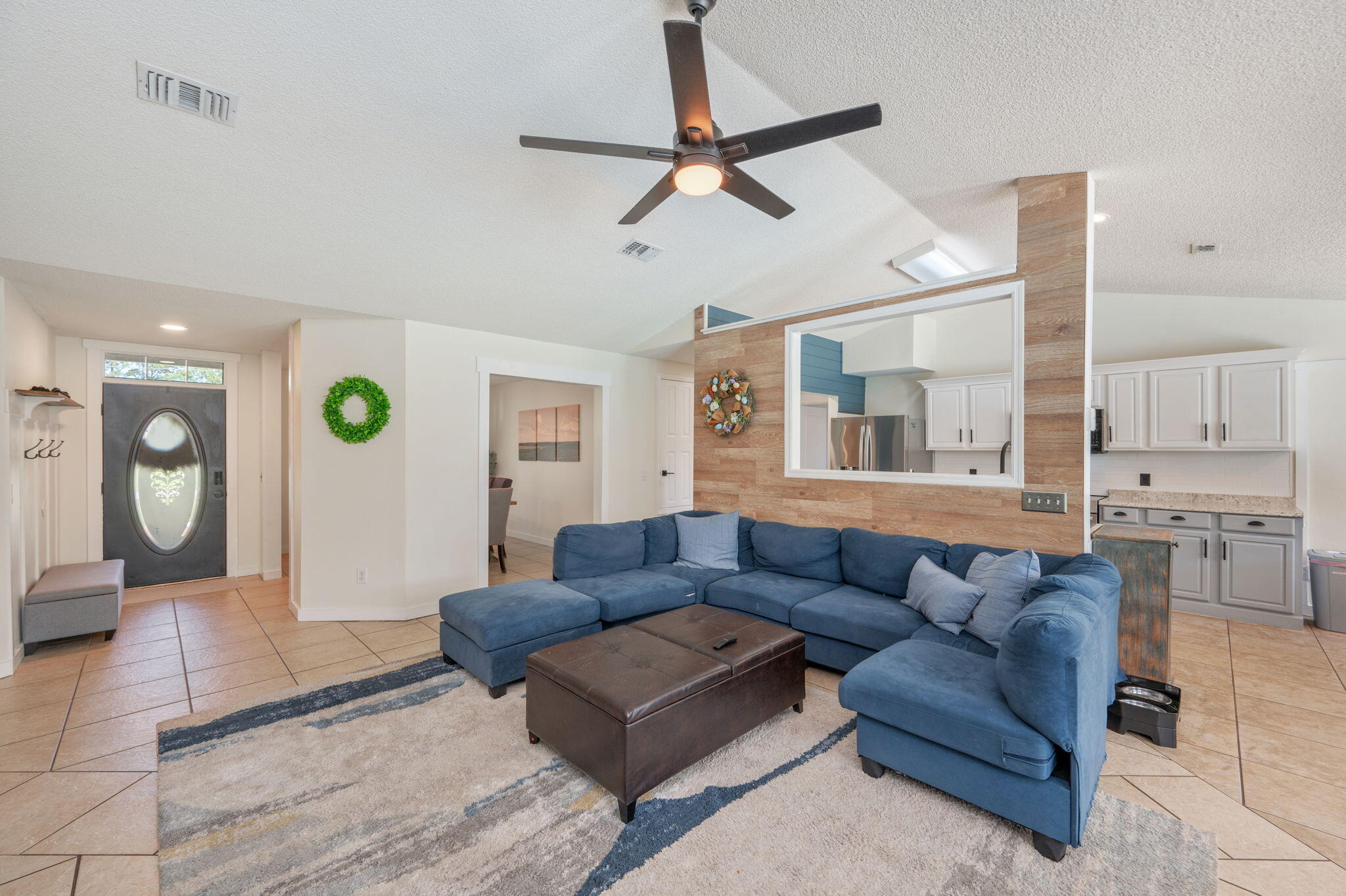 HOLLEY BY THE SEA - Residential