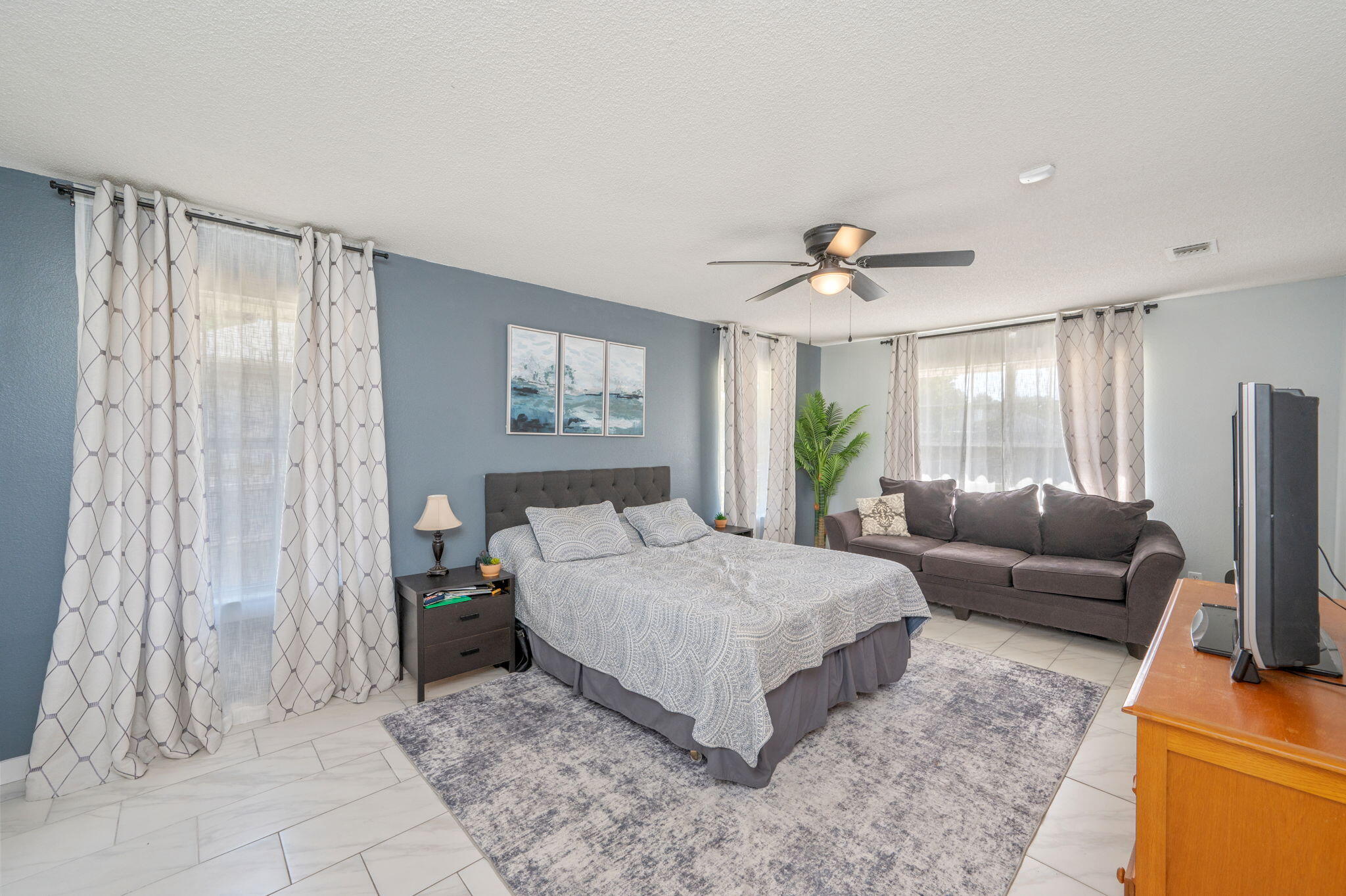HOLLEY BY THE SEA - Residential