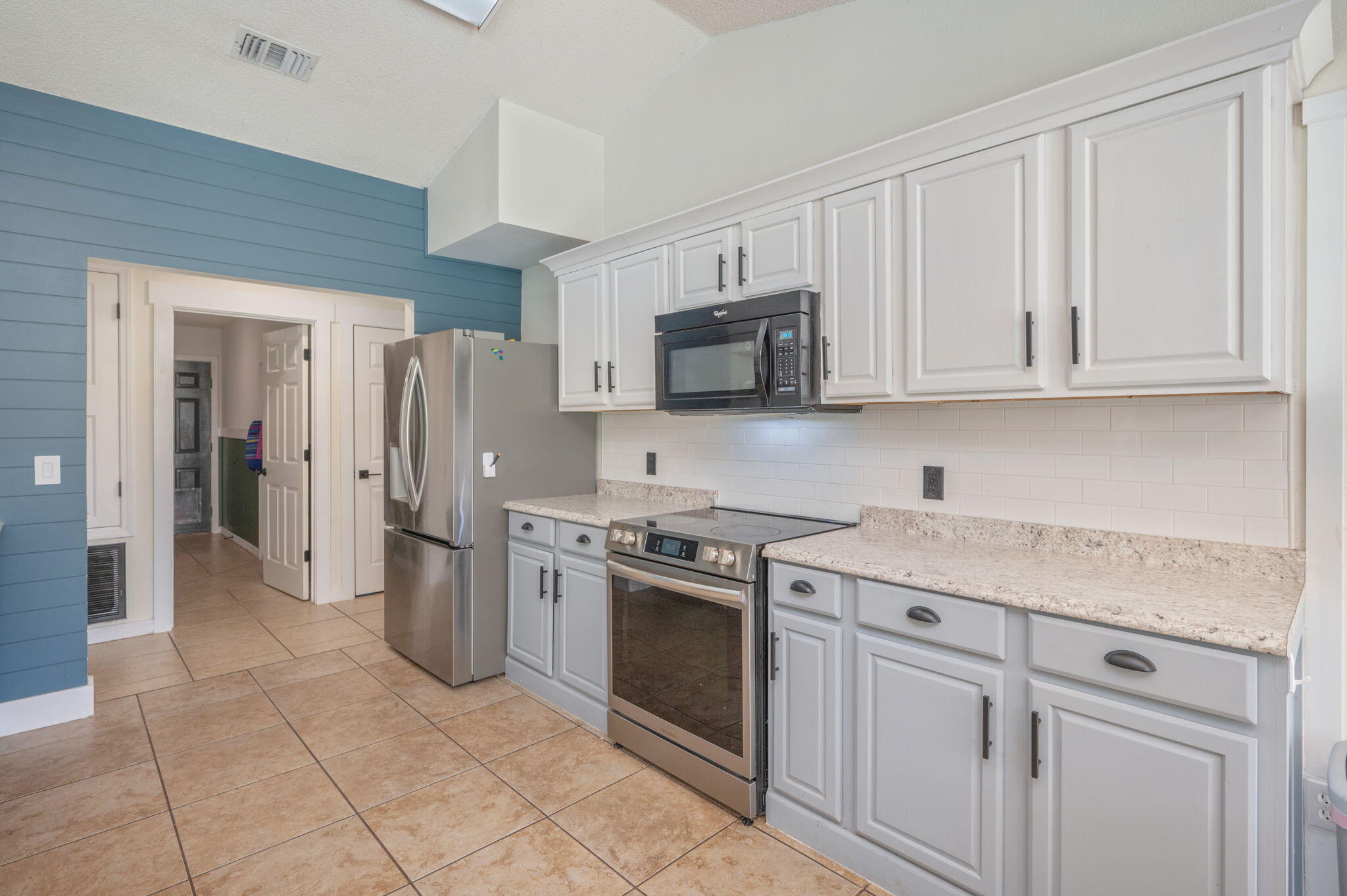 HOLLEY BY THE SEA - Residential