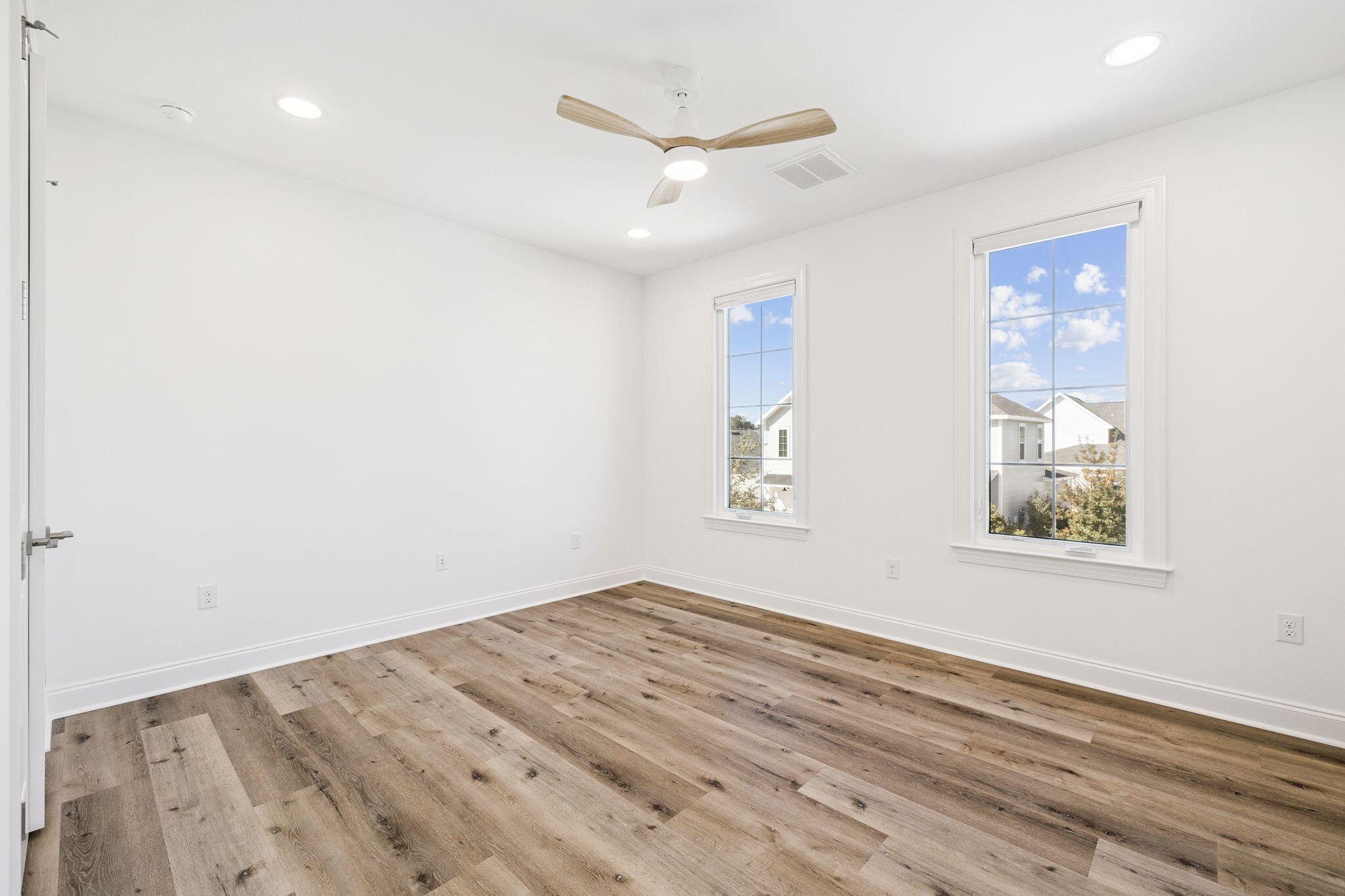 WATERSOUND - Residential Lease