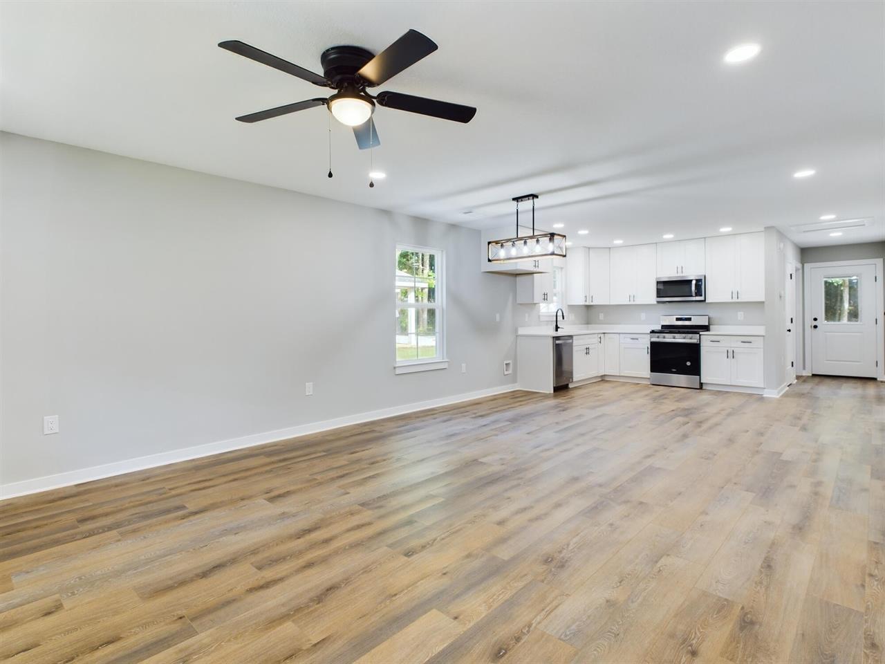 NO RECORDED SUBDIVISION - Residential