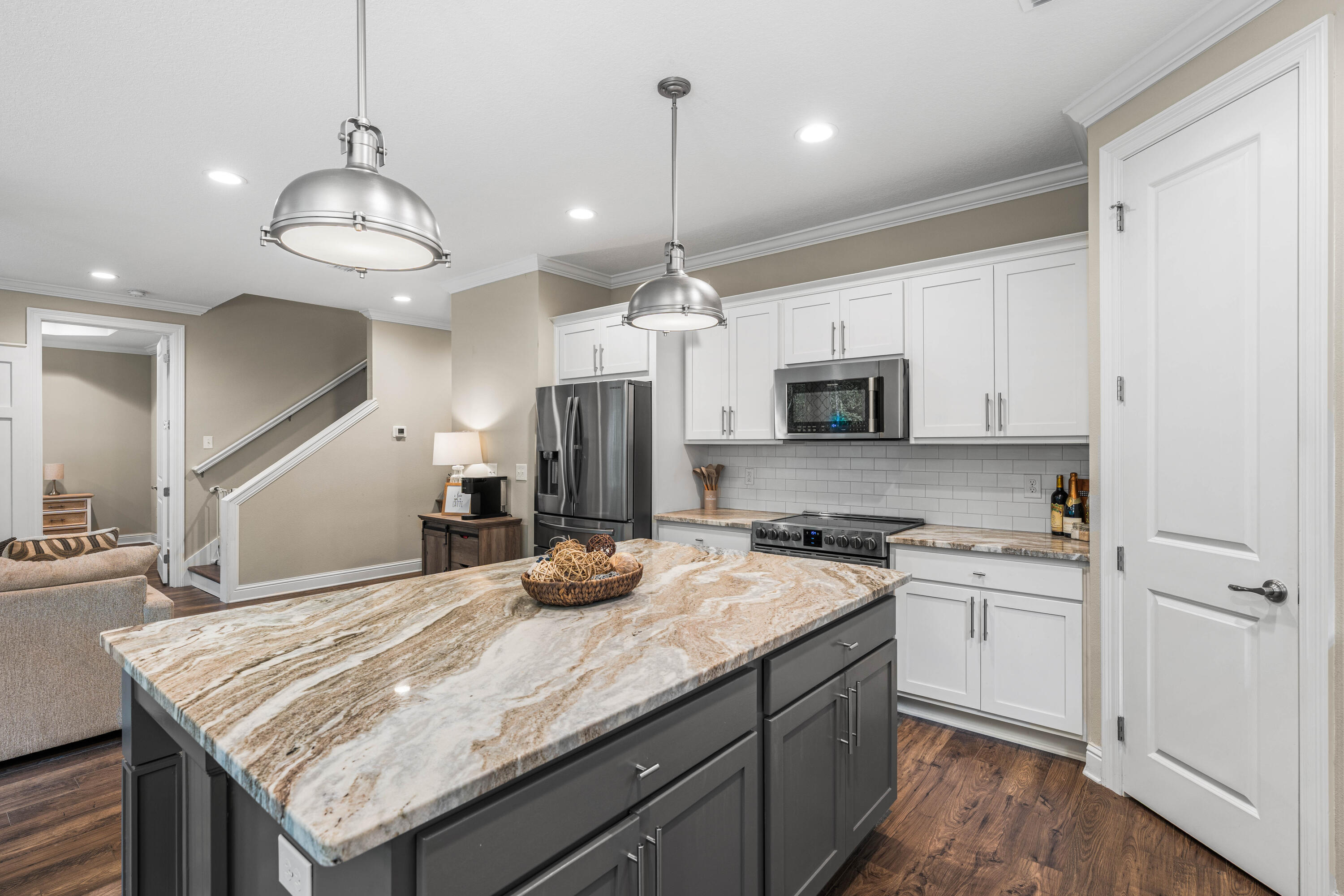 LAUREL OAKS S/D - Residential Lease