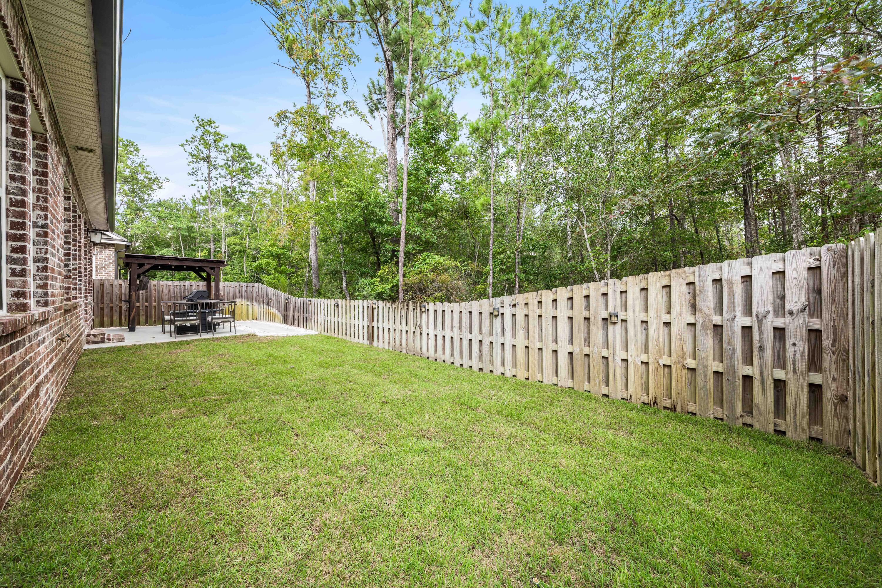 LAUREL OAKS S/D - Residential Lease