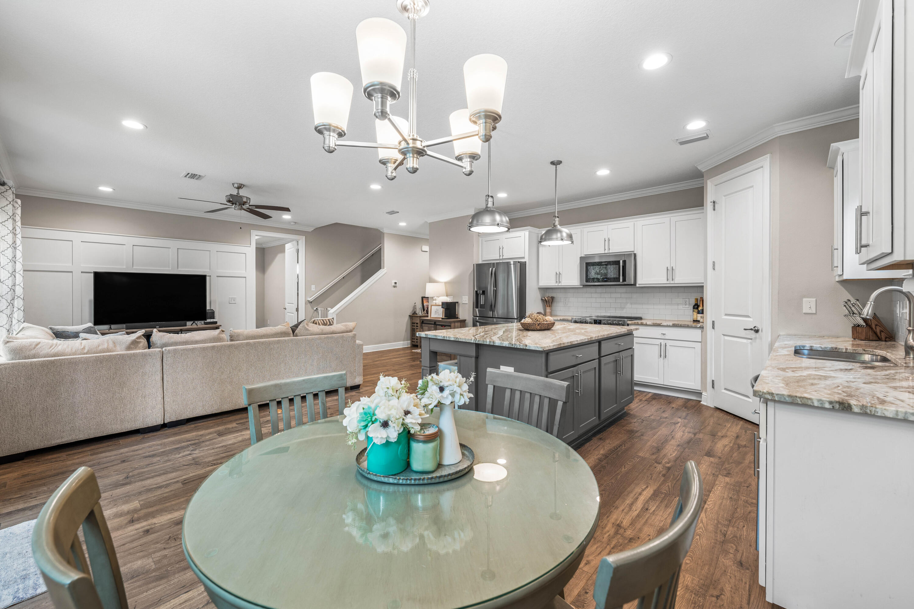LAUREL OAKS S/D - Residential Lease