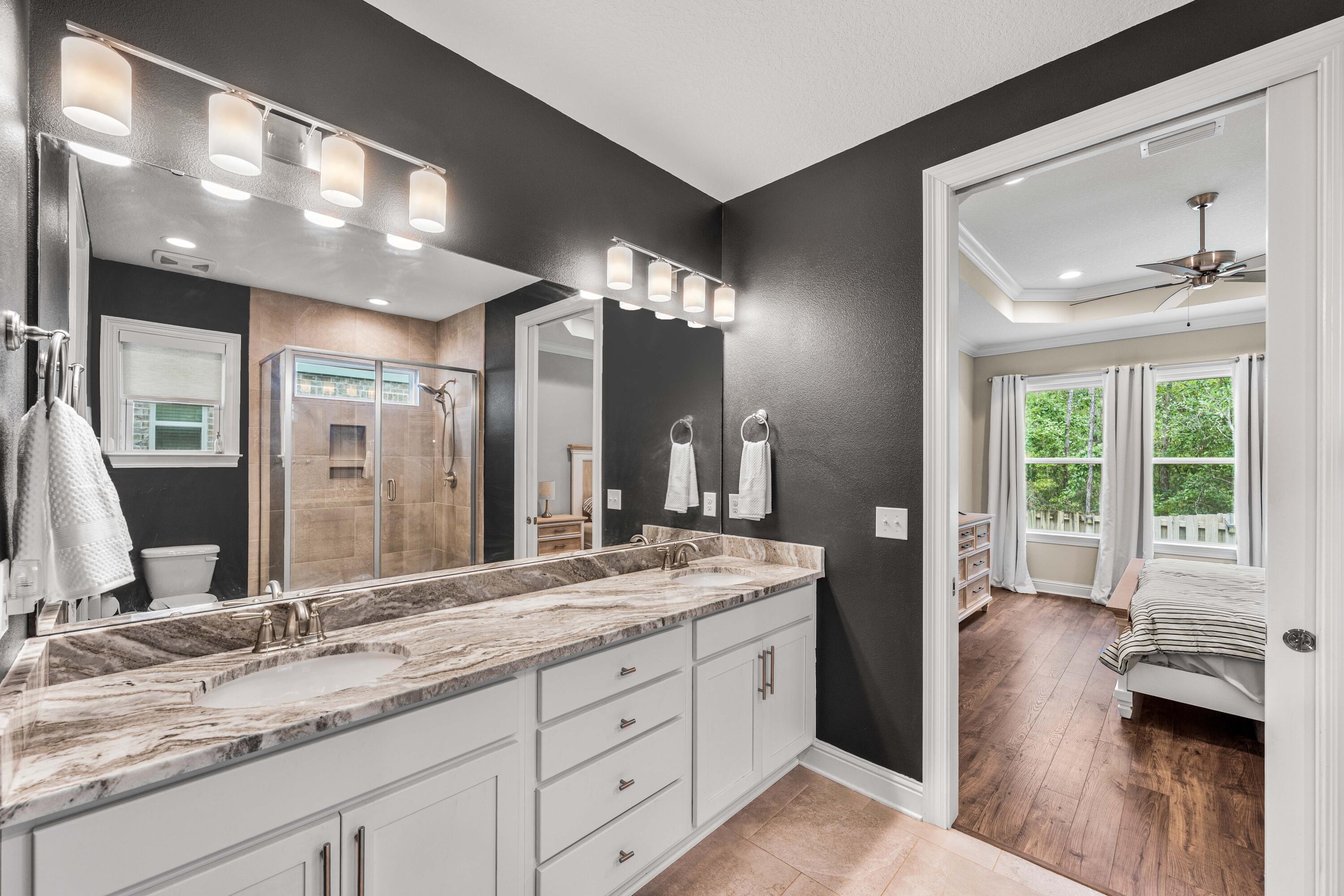 LAUREL OAKS S/D - Residential Lease