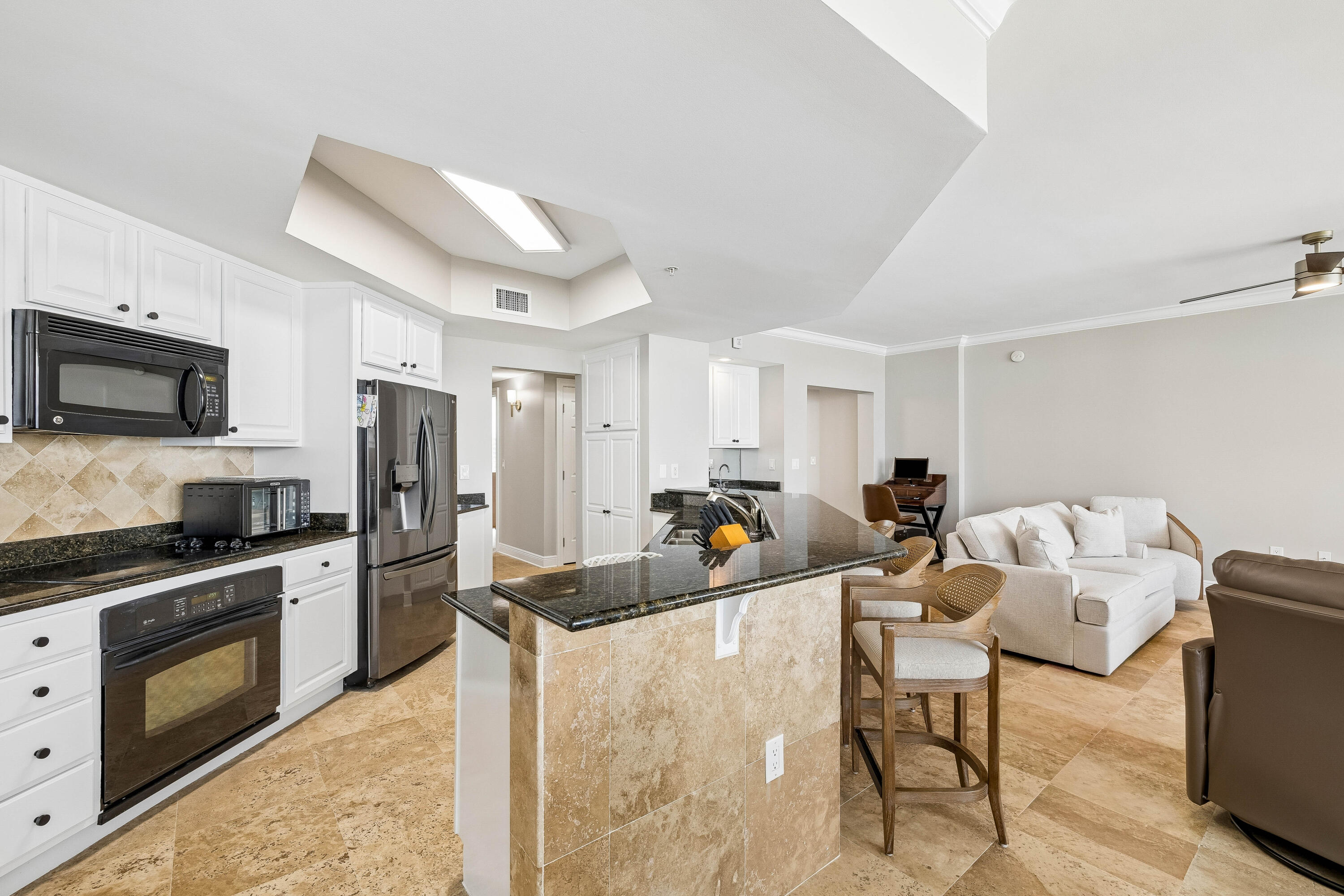 ST. BARTH AT SILVER SHELLS - Residential