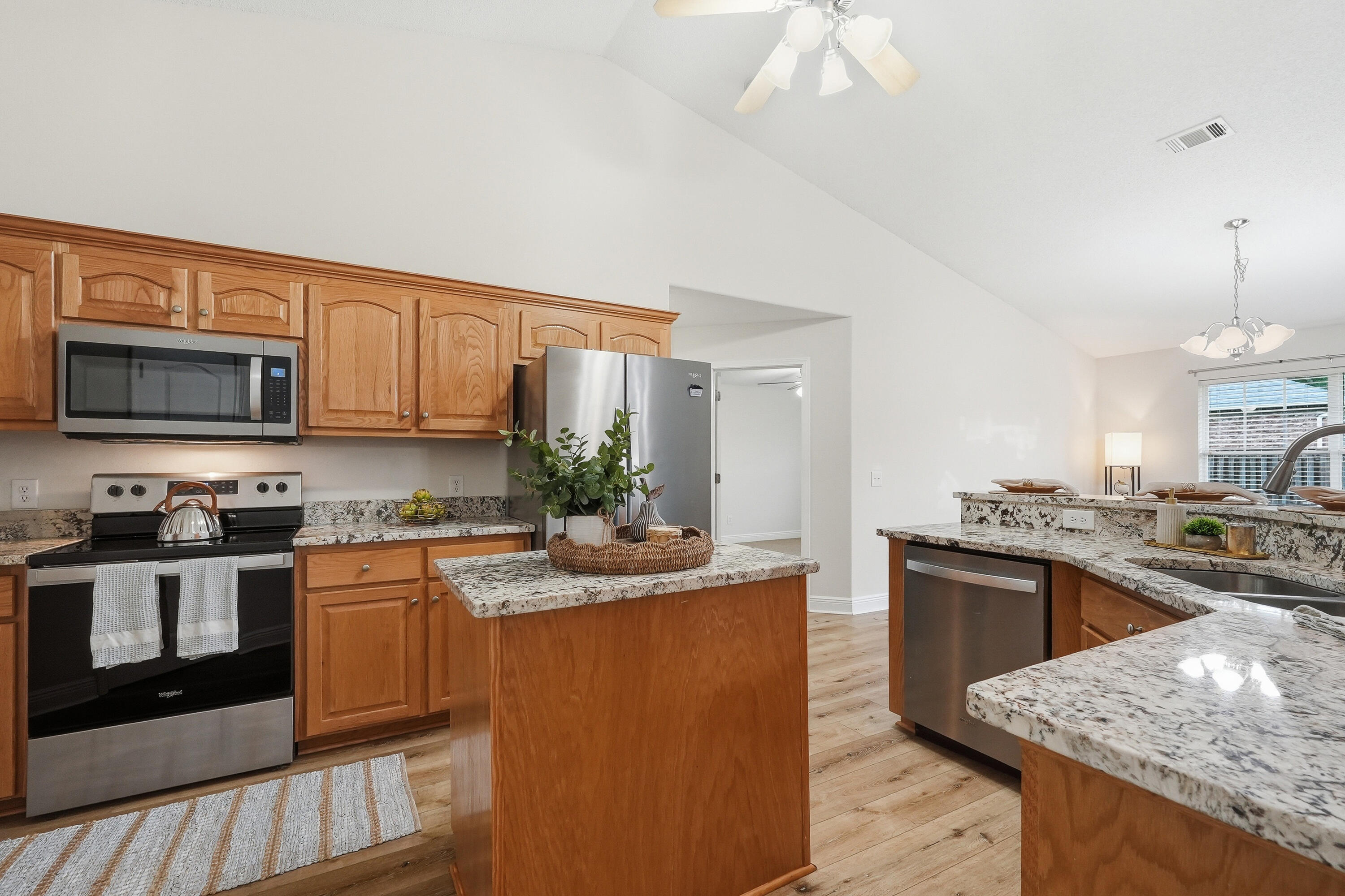 LEE FARM PH I - Residential