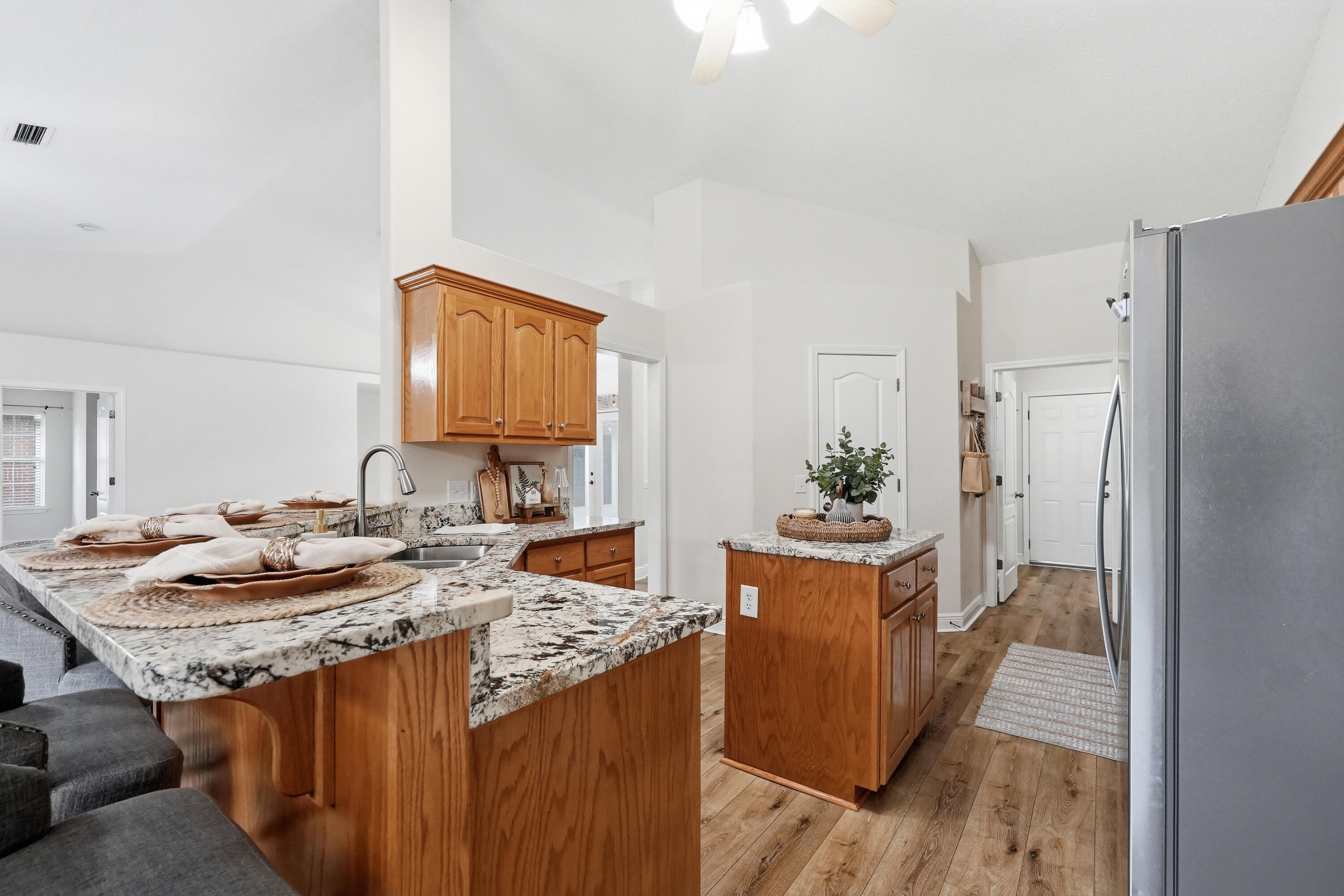 LEE FARM PH I - Residential