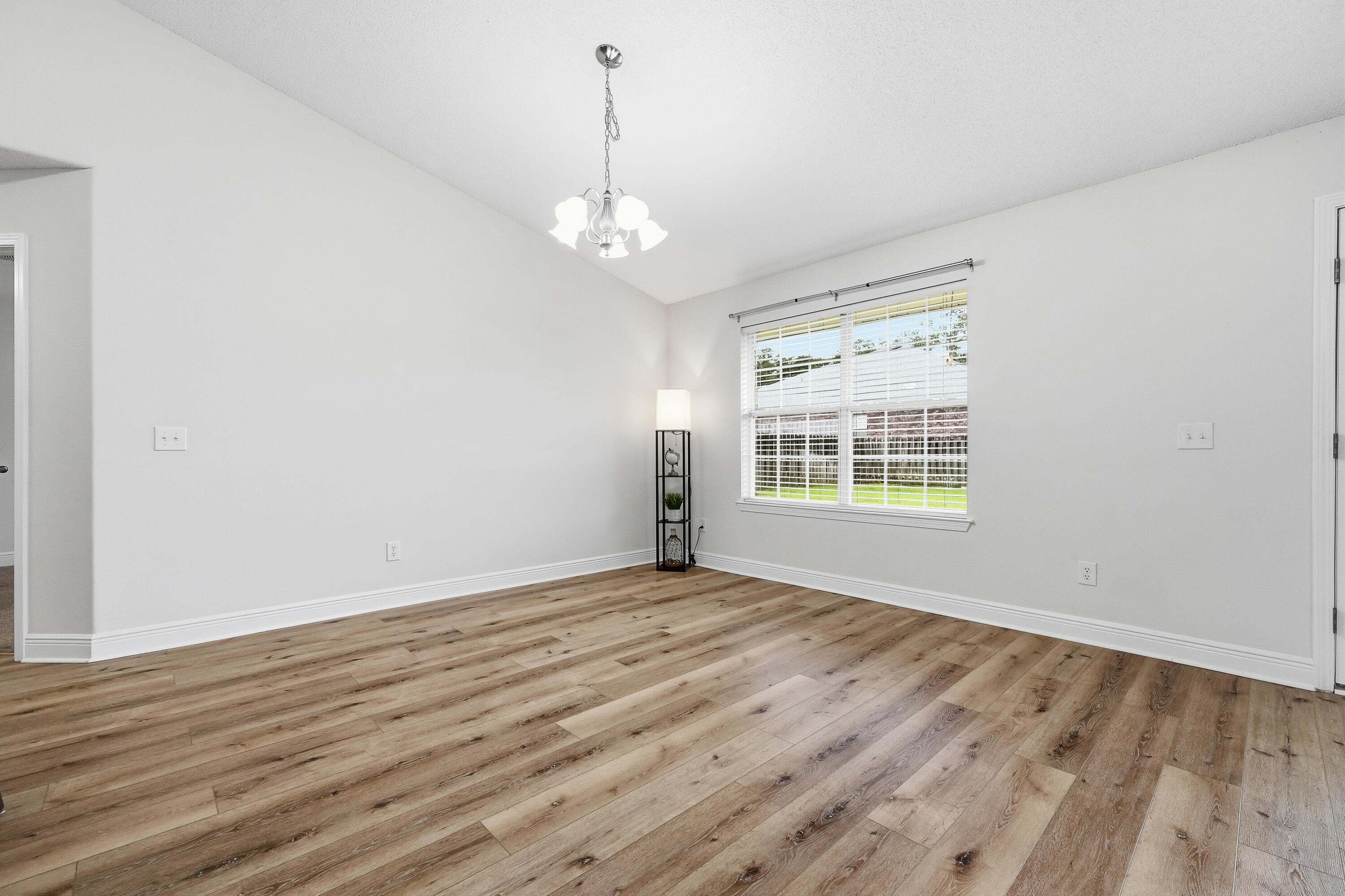 LEE FARM PH I - Residential