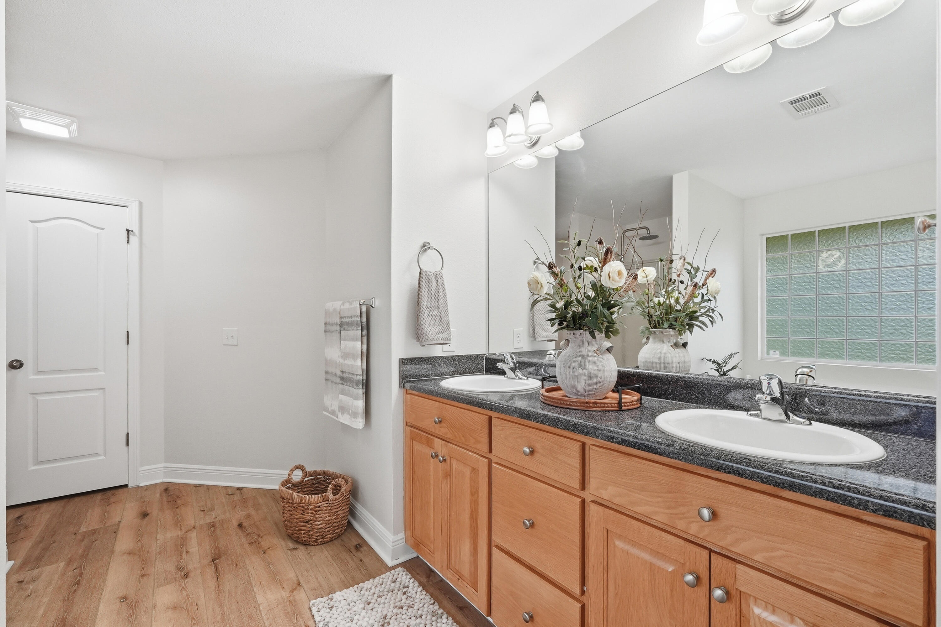 LEE FARM PH I - Residential