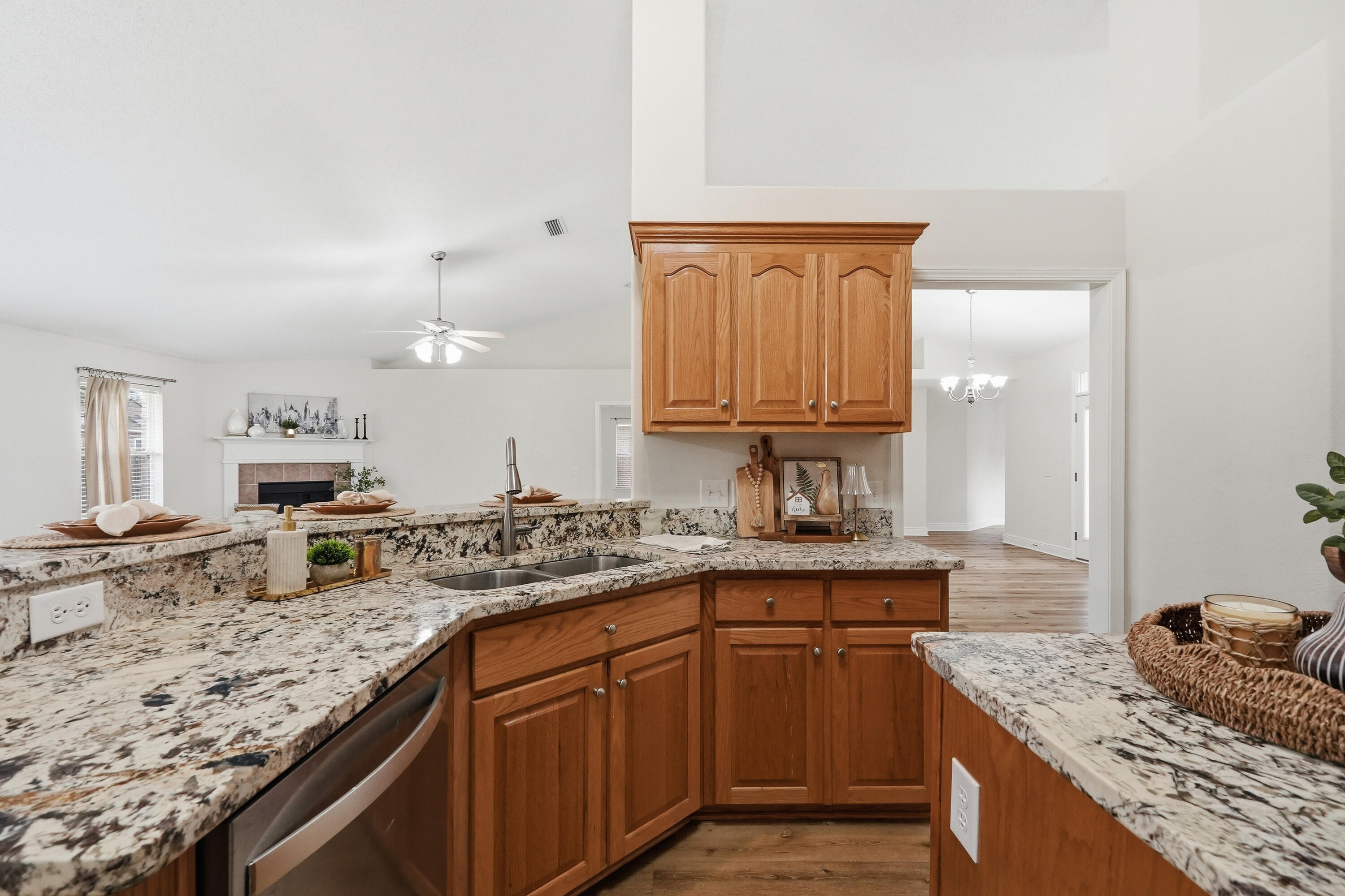 LEE FARM PH I - Residential