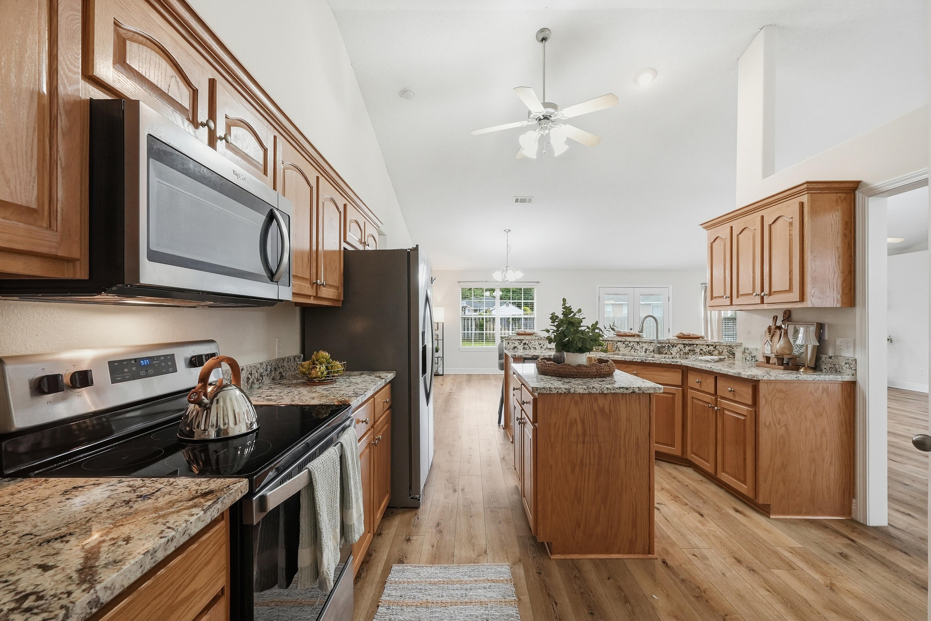LEE FARM PH I - Residential