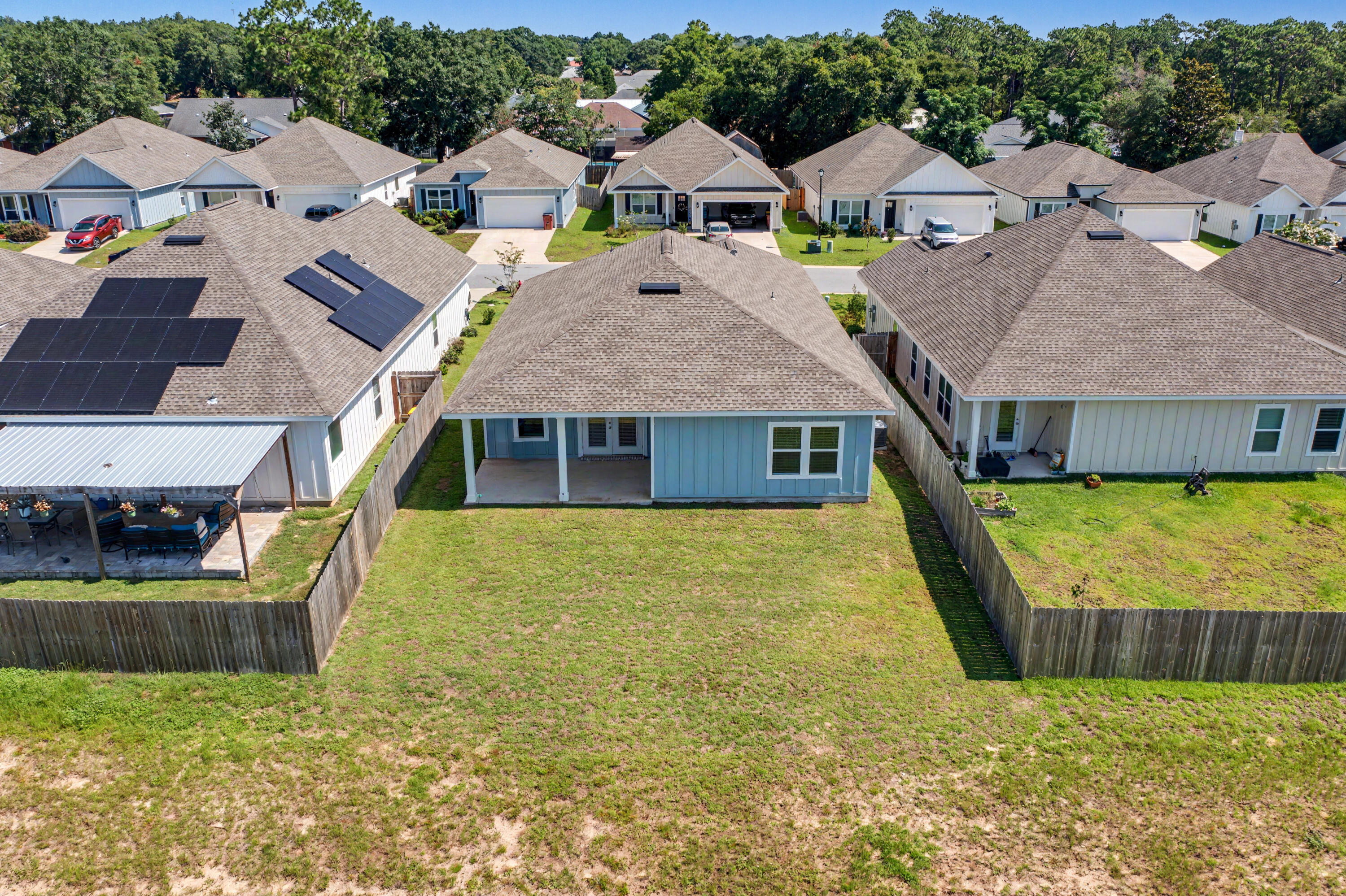 MAGNOLIA CREEK PHASE 1 - Residential