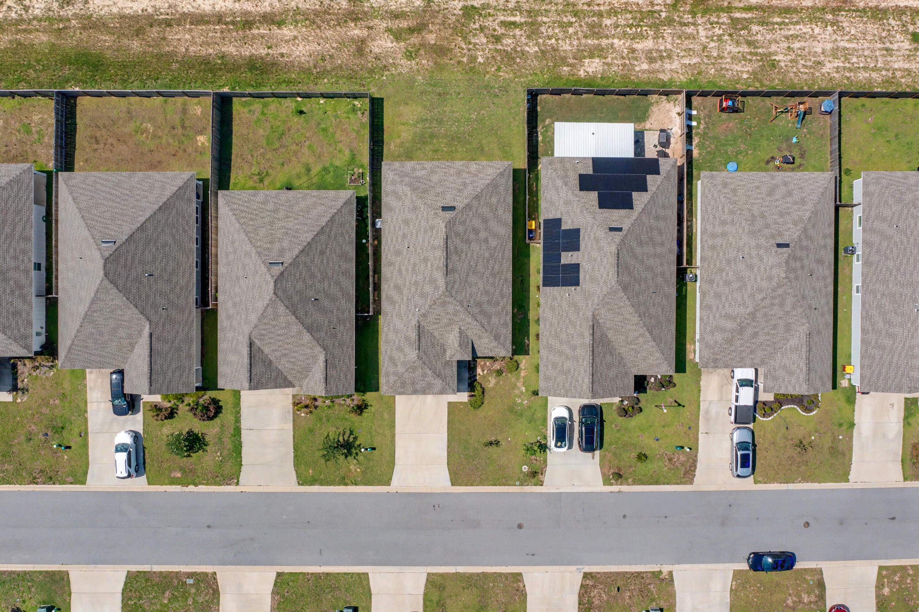 MAGNOLIA CREEK PHASE 1 - Residential