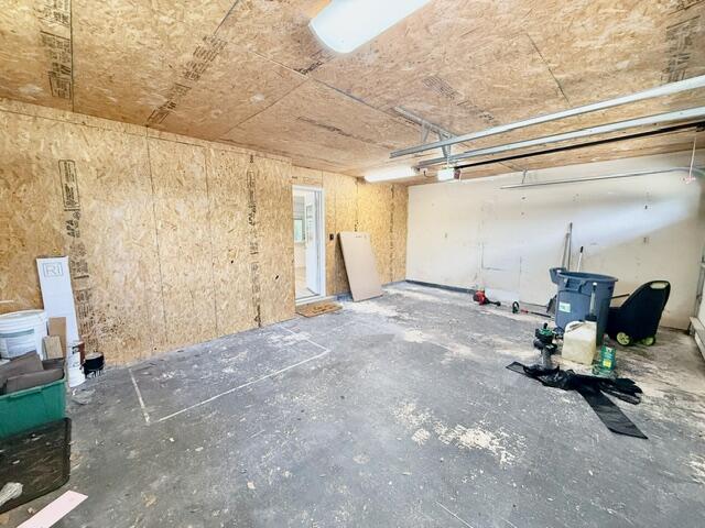 DONCASTER WOODS - Residential Lease