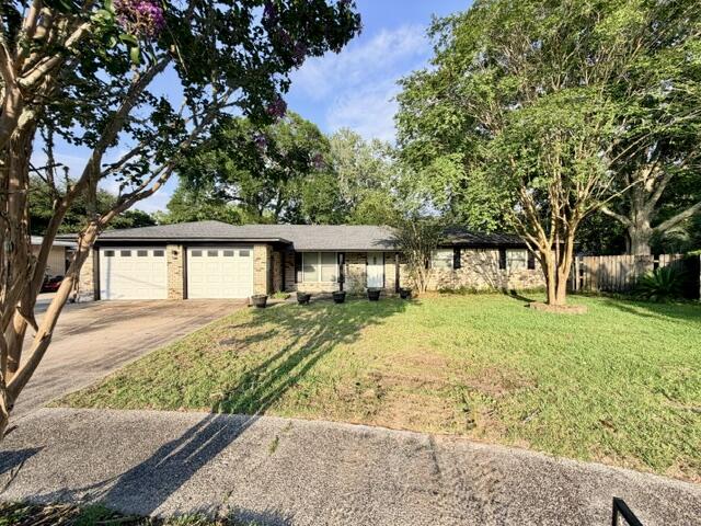 DONCASTER WOODS - Residential Lease