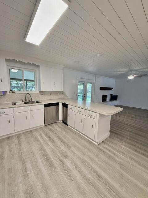 DONCASTER WOODS - Residential Lease