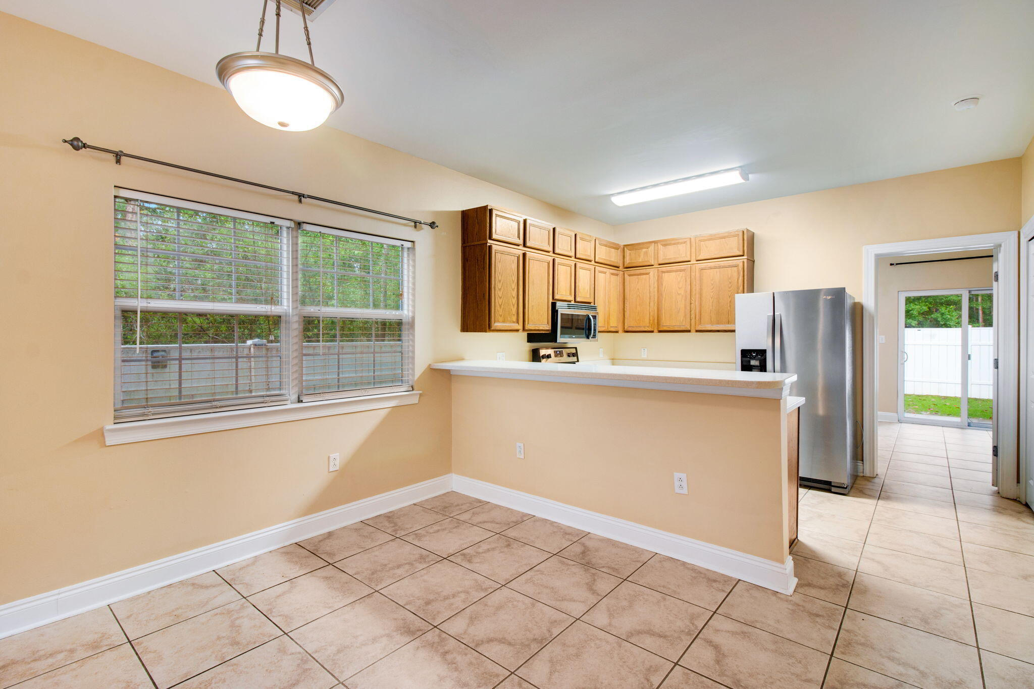 SANDAL BEACH - Residential Lease