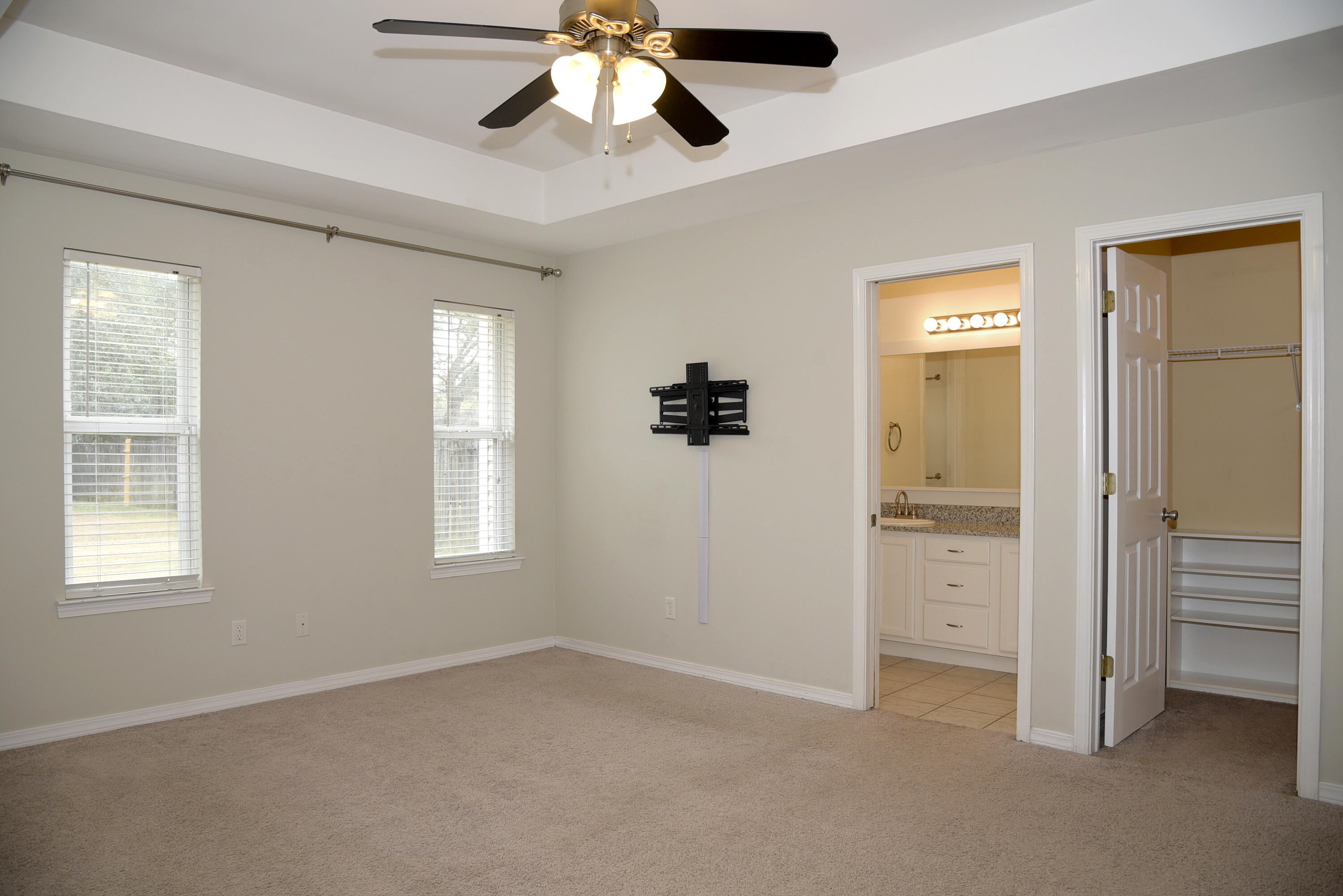 ROSEMONT S/D - Residential Lease
