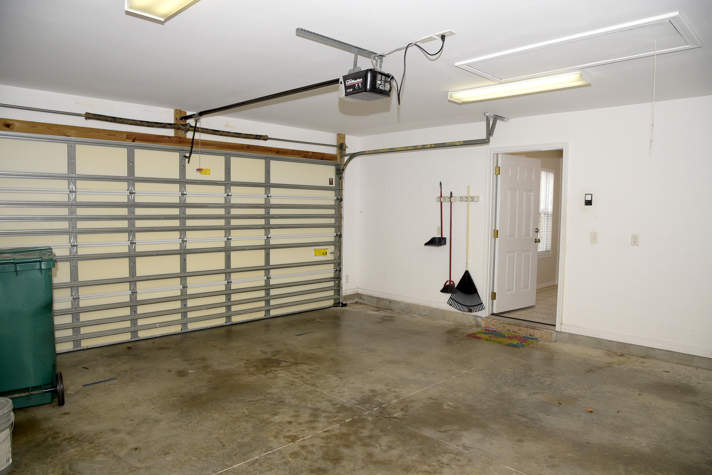 ROSEMONT S/D - Residential Lease