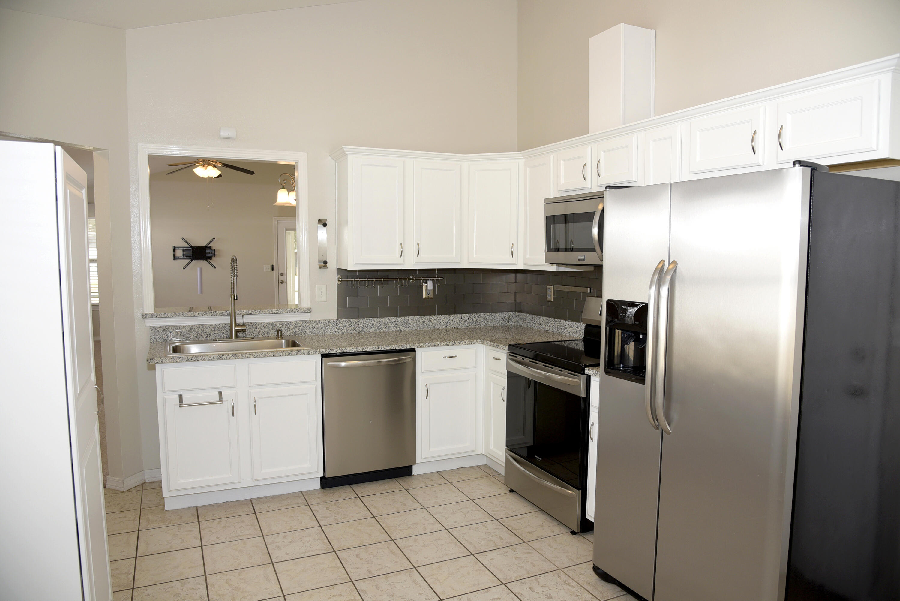ROSEMONT S/D - Residential Lease